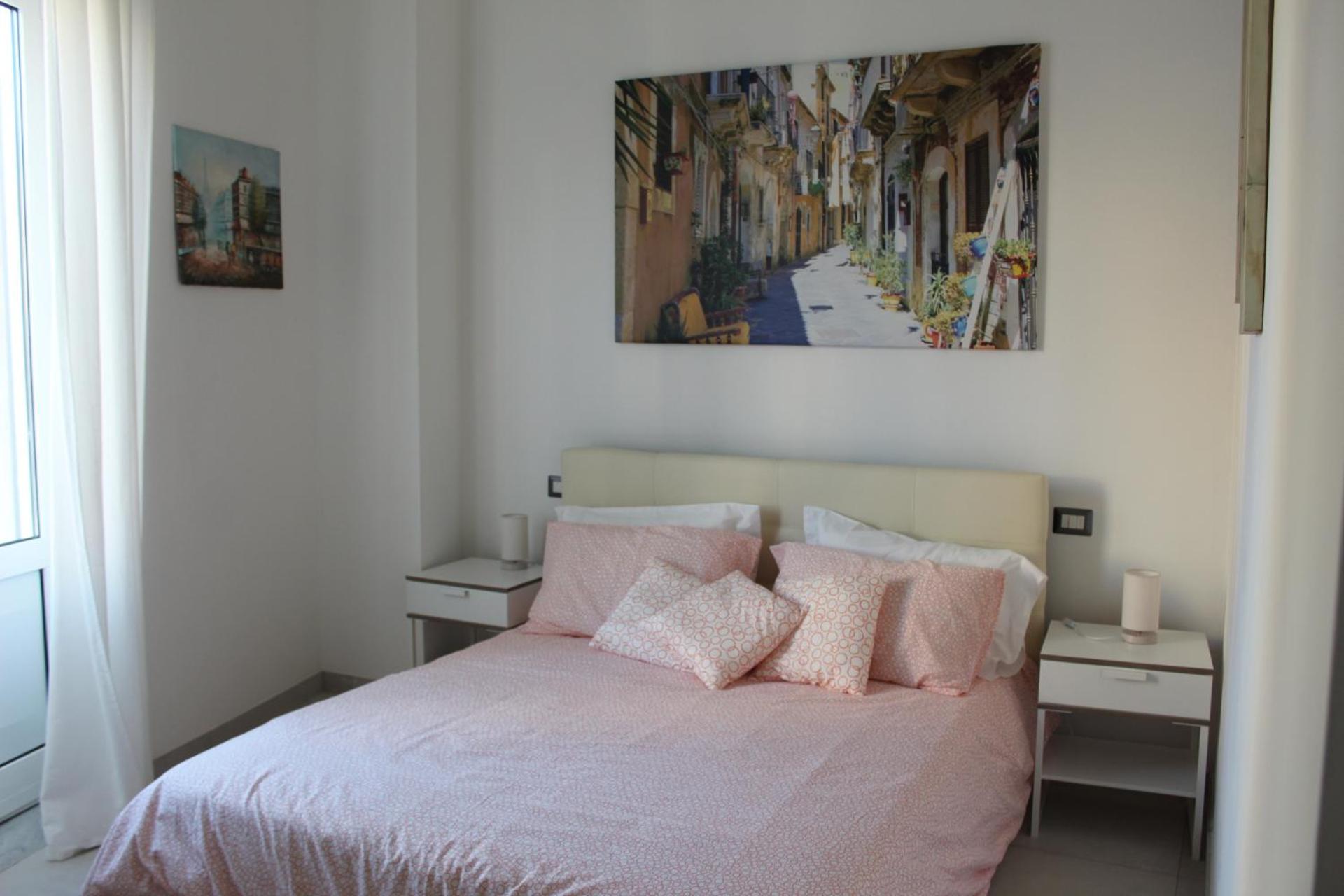 Double Room with Balcony - Photo 1