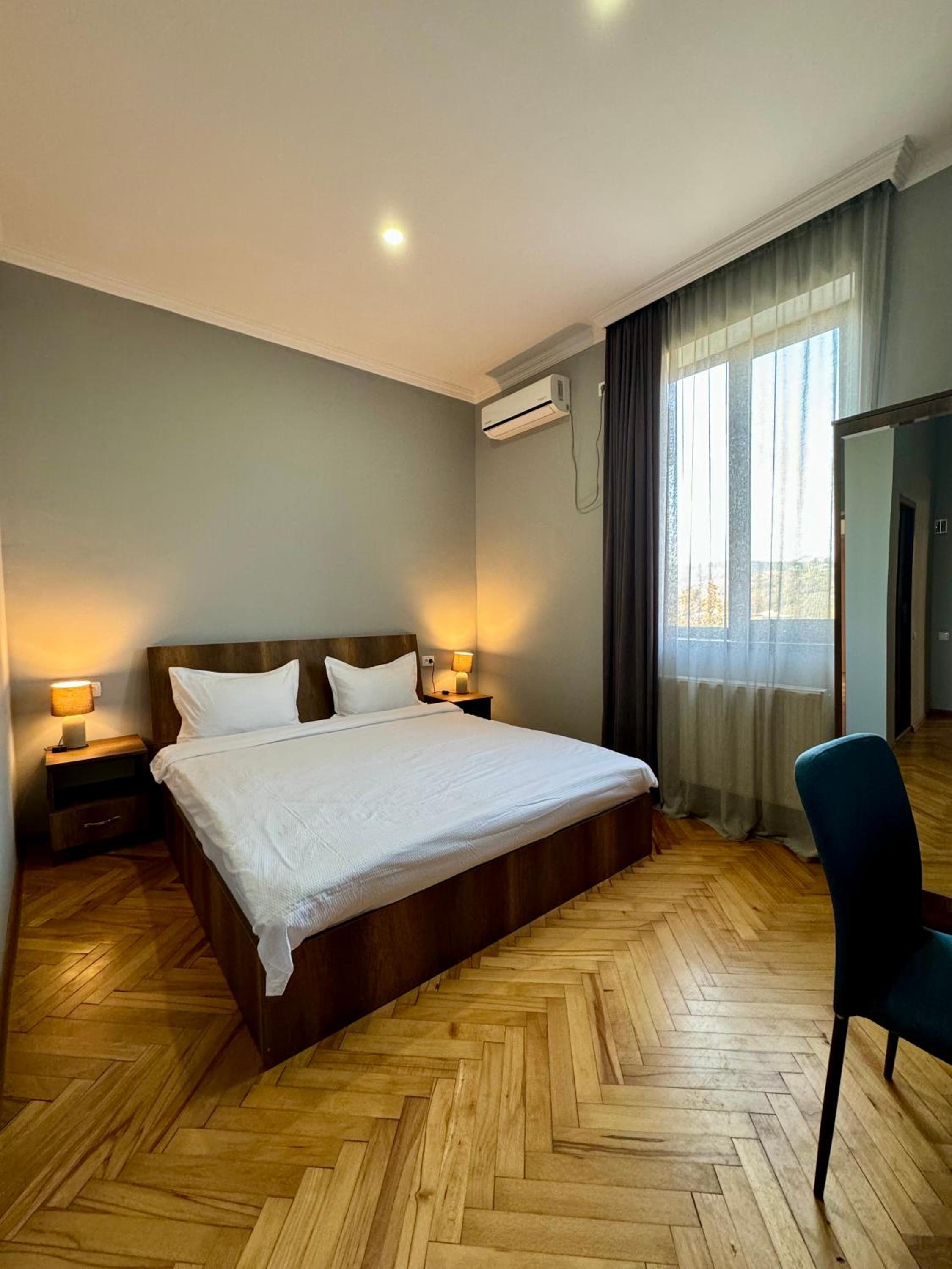 Standard Double Room - Photo 4