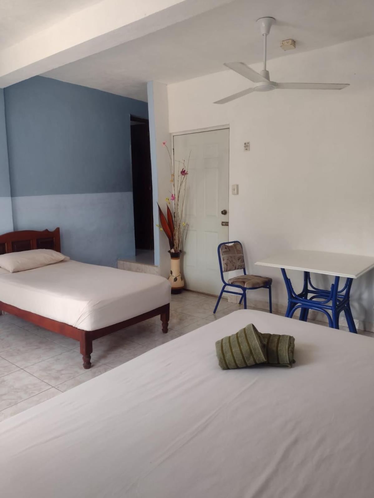 Triple Room with Garden View - Photo 19