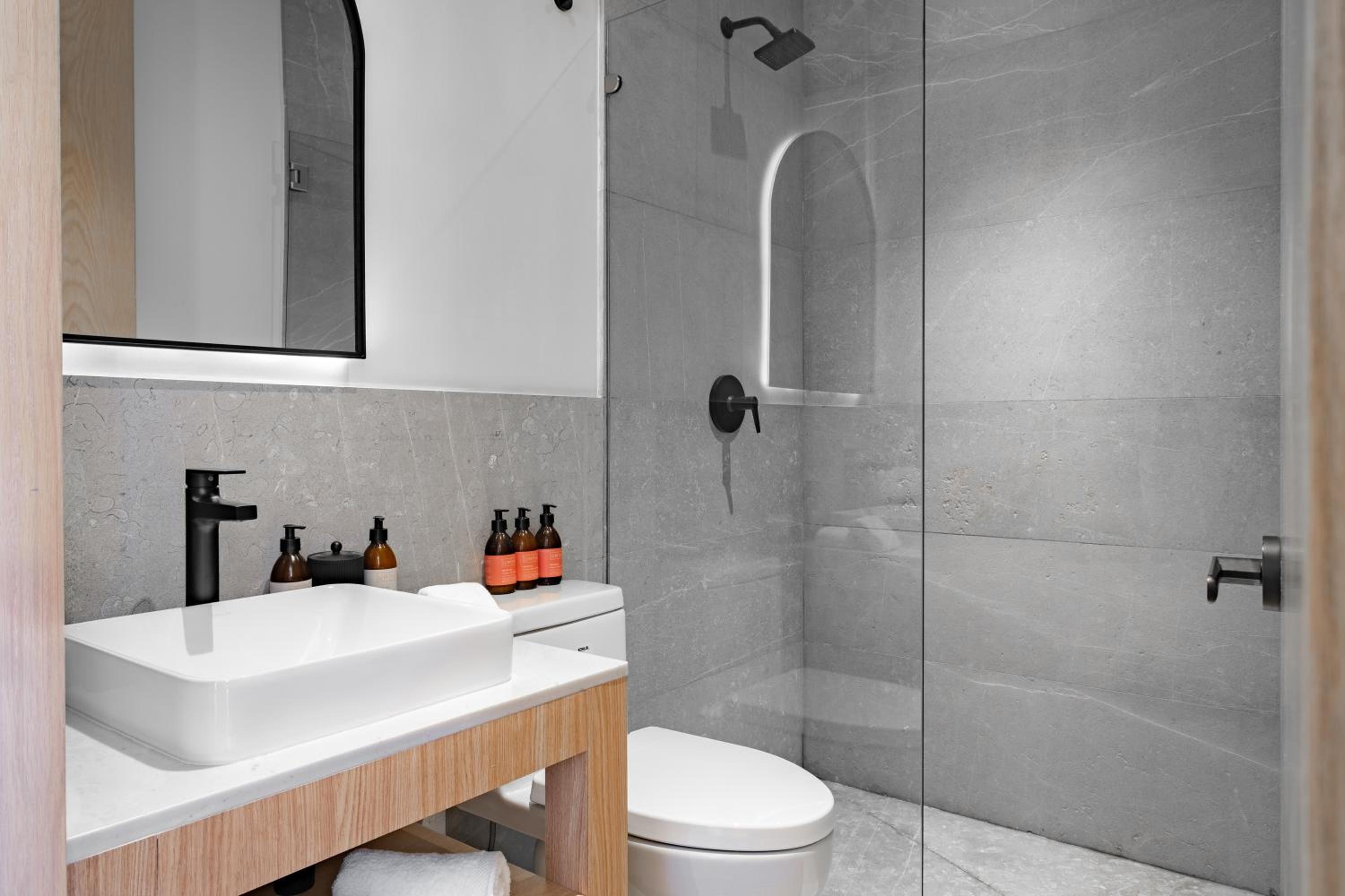 Two-Bedroom Apartment - Photo 3