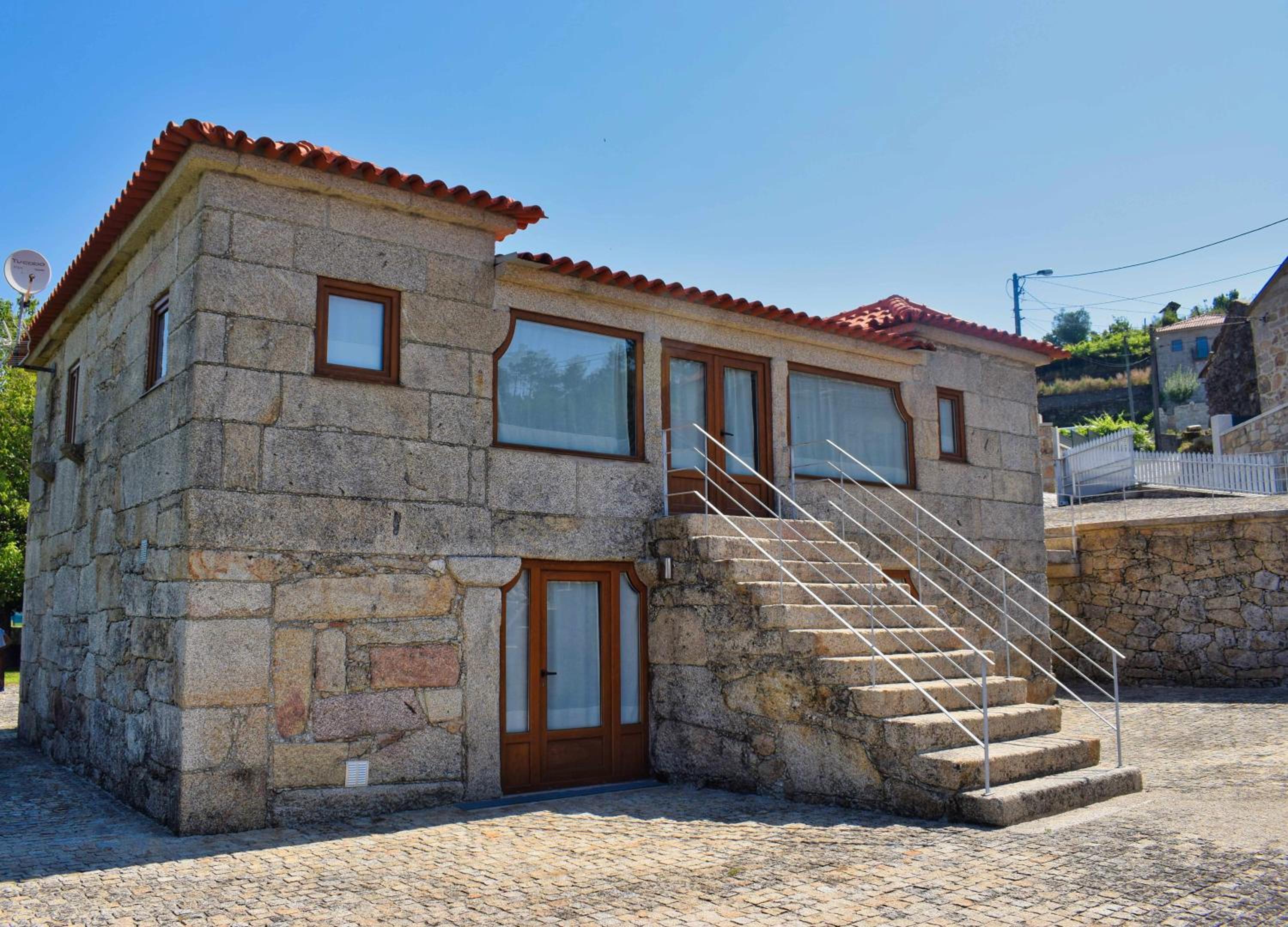 Three-Bedroom House photo 2