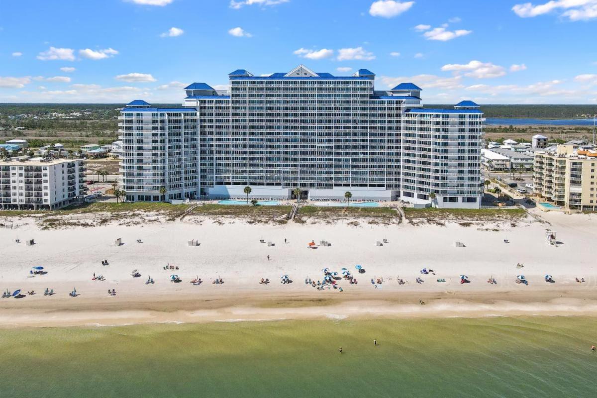 Two-Bedroom Apartment - Oceanfront  photo 2