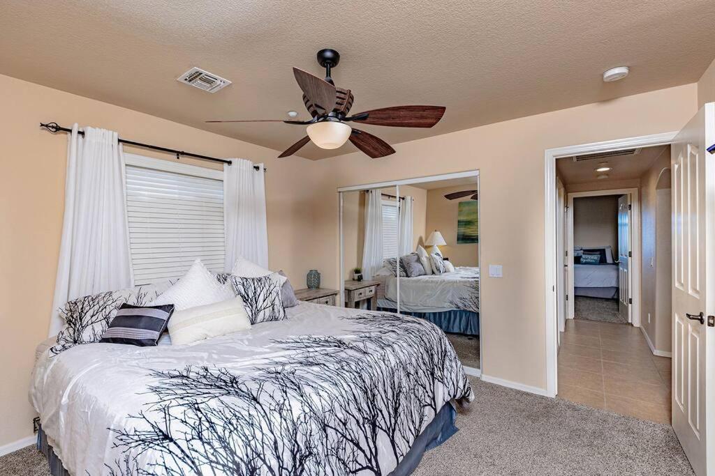 Three-Bedroom House photo 1