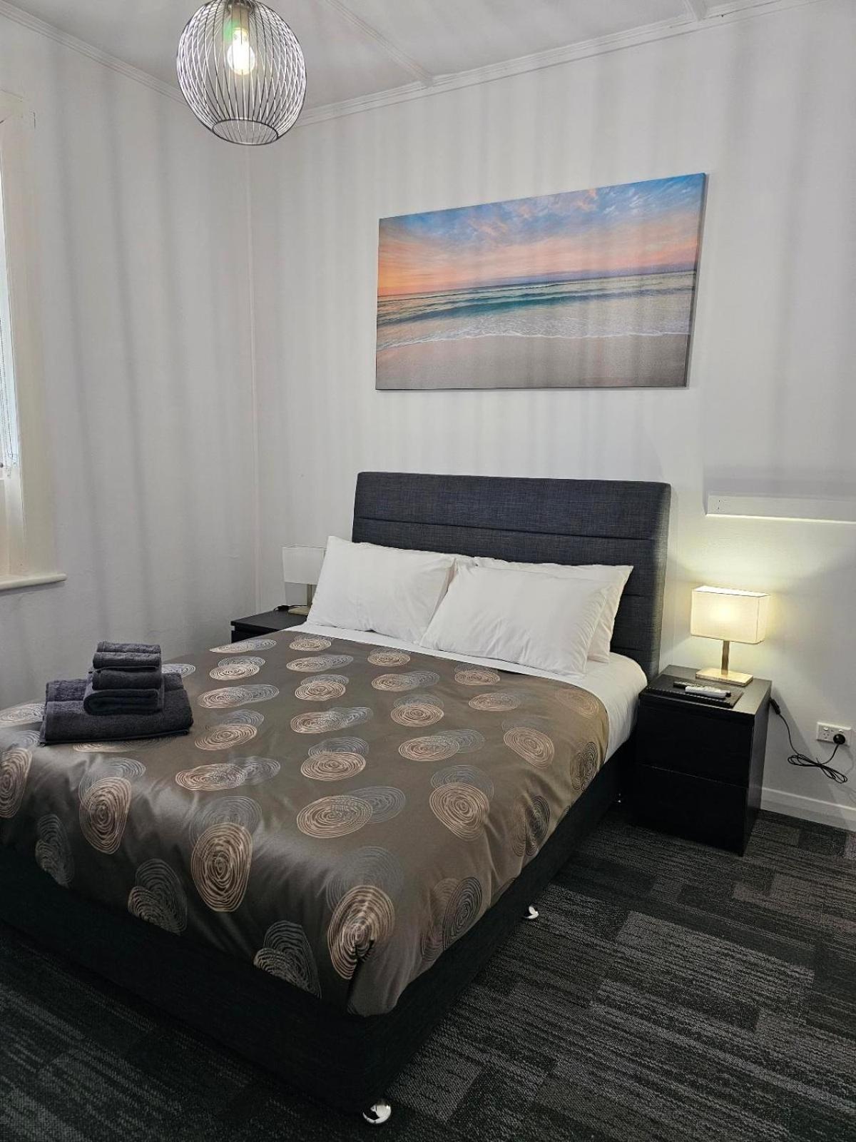 Queen Room - Photo 1