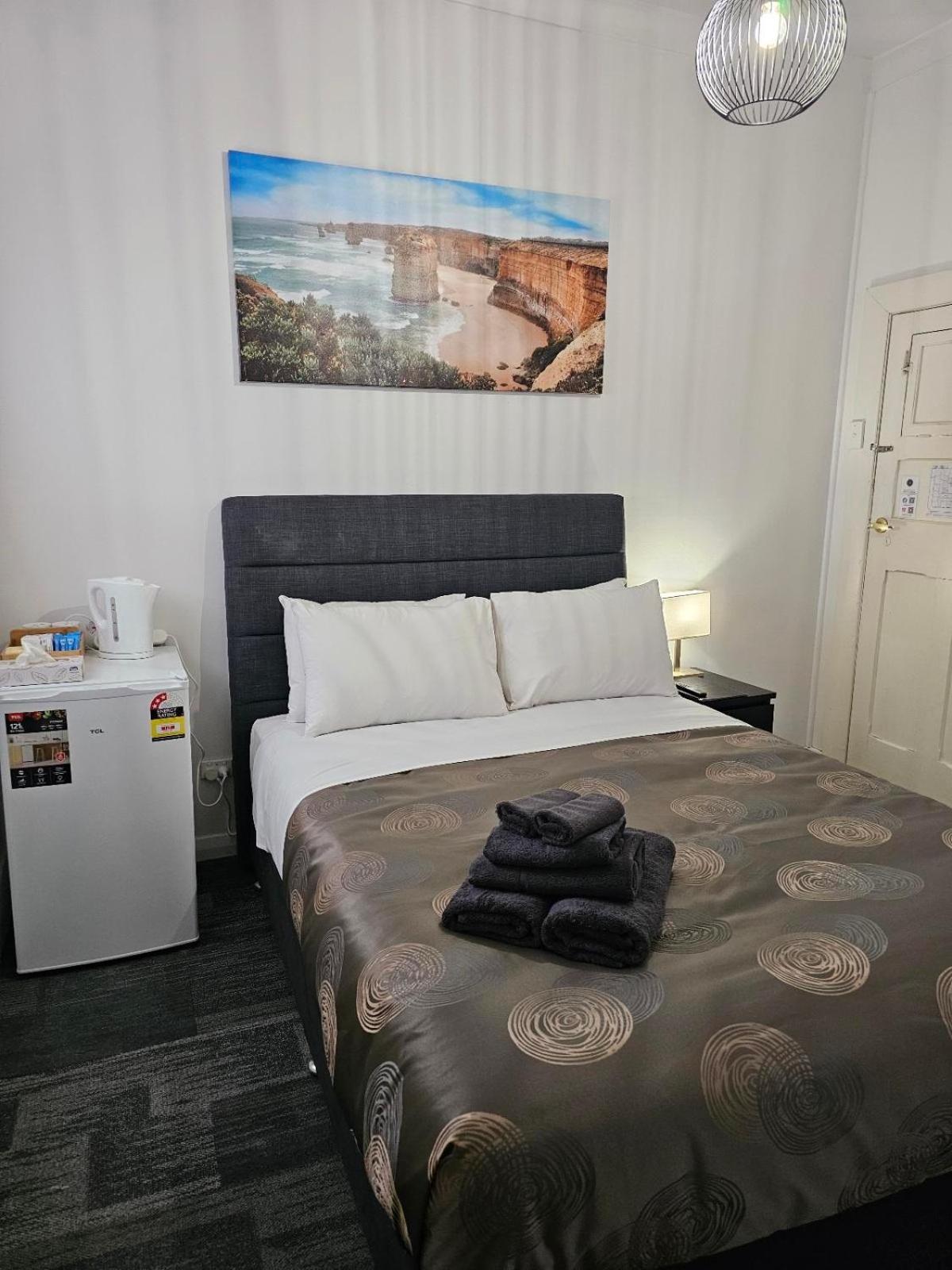Queen Room - Photo 3