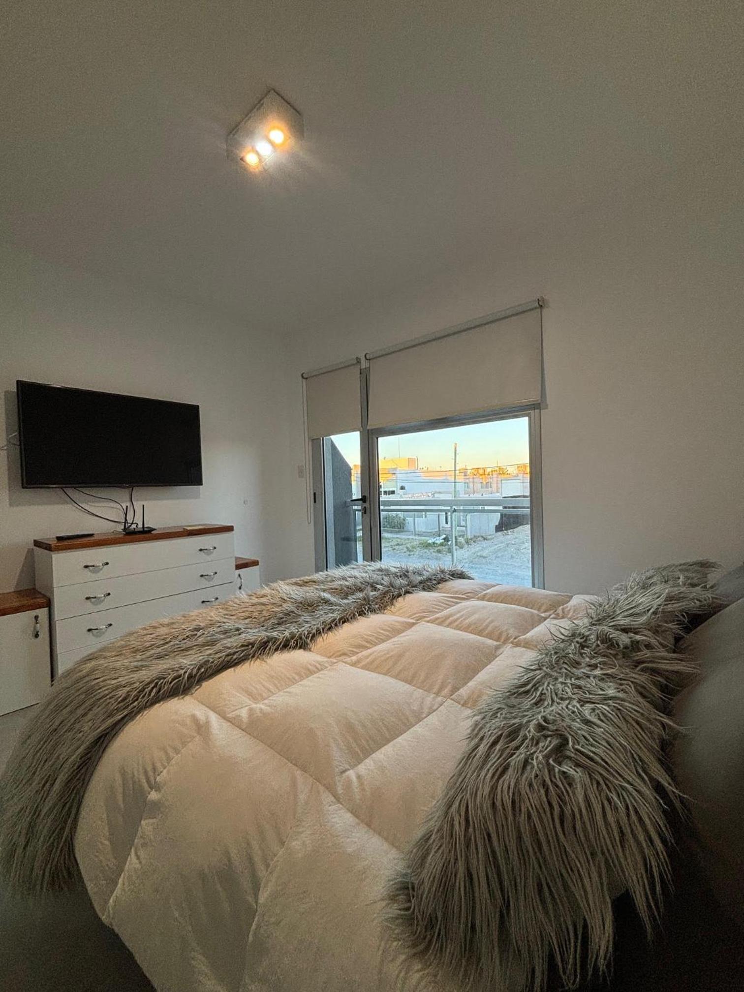 Two-Bedroom House photo 3