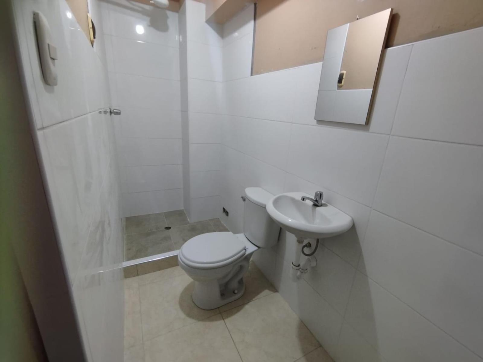Single Room With Private Bathroom photo 3