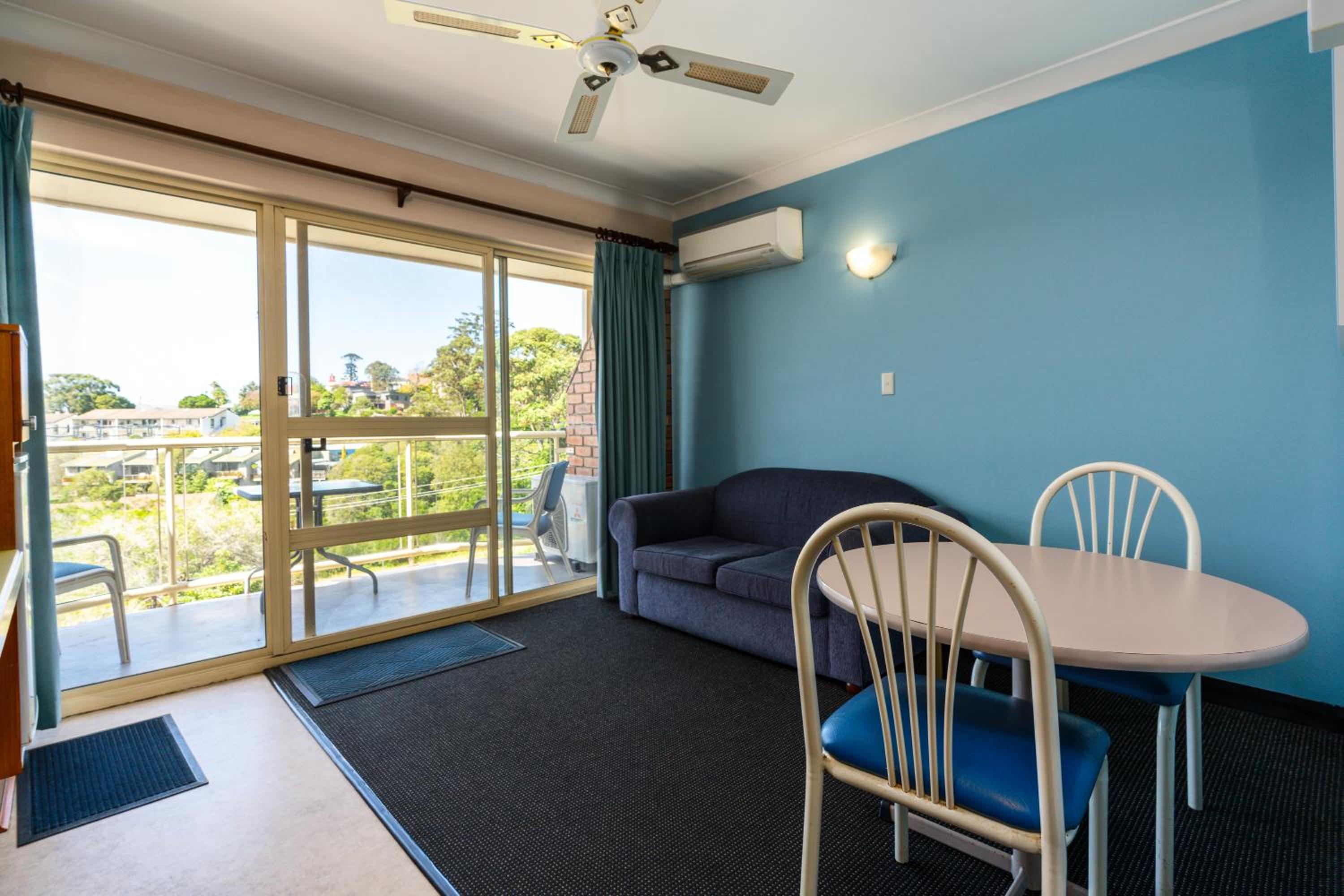 Private Balcony Suite (Ground Floor) - Photo 4