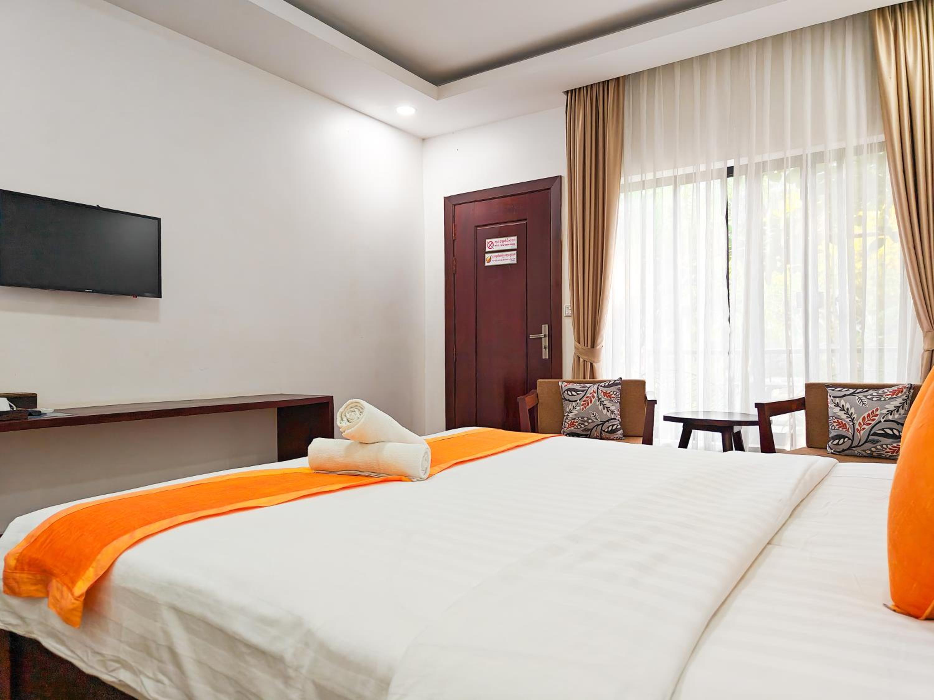 Double Room with Balcony photo 3