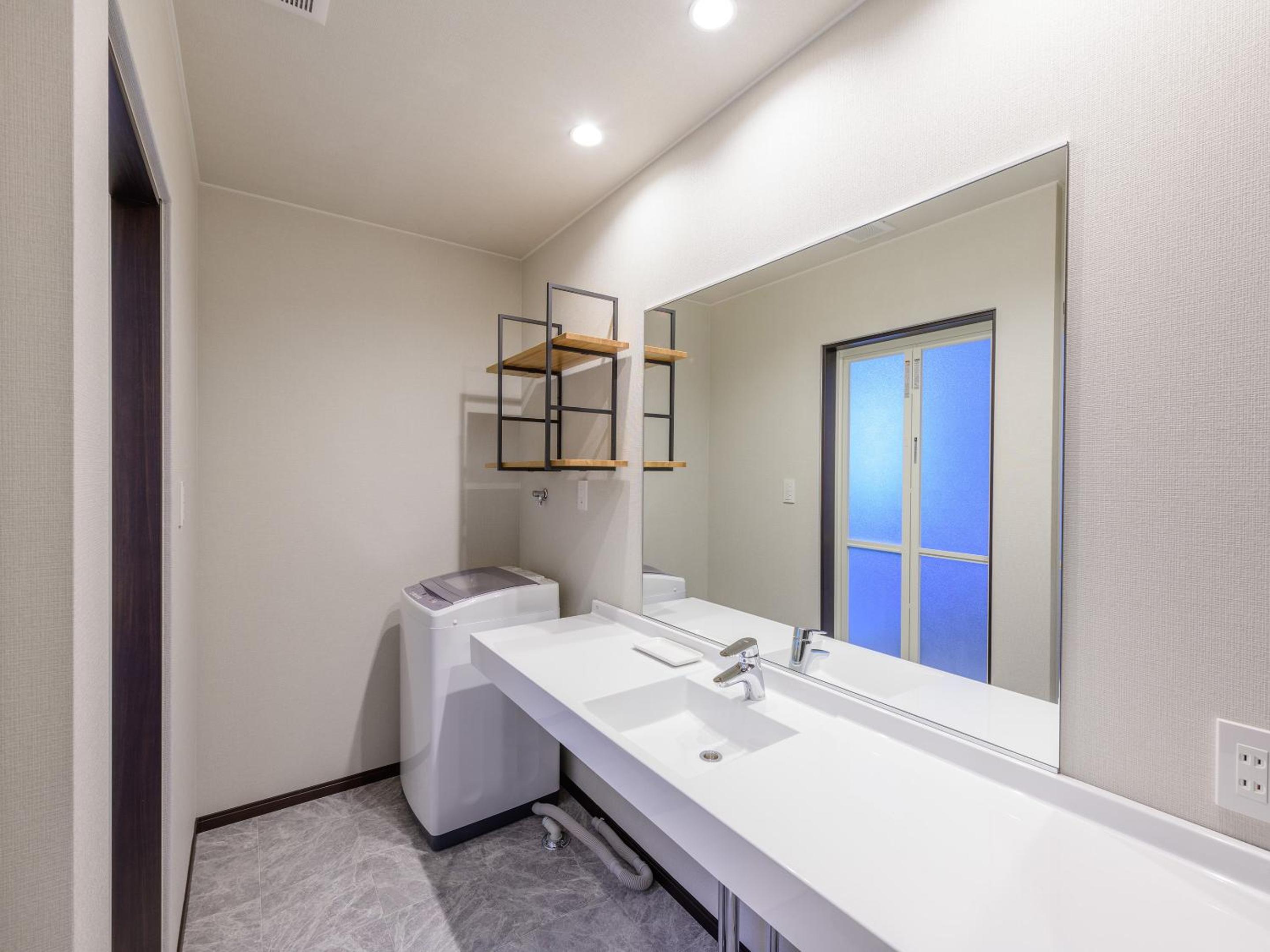 Two-Bedroom Villa - Photo 2