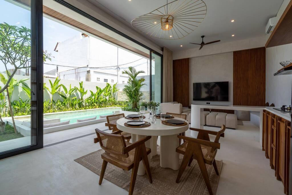 Two-Bedroom Villa photo 2