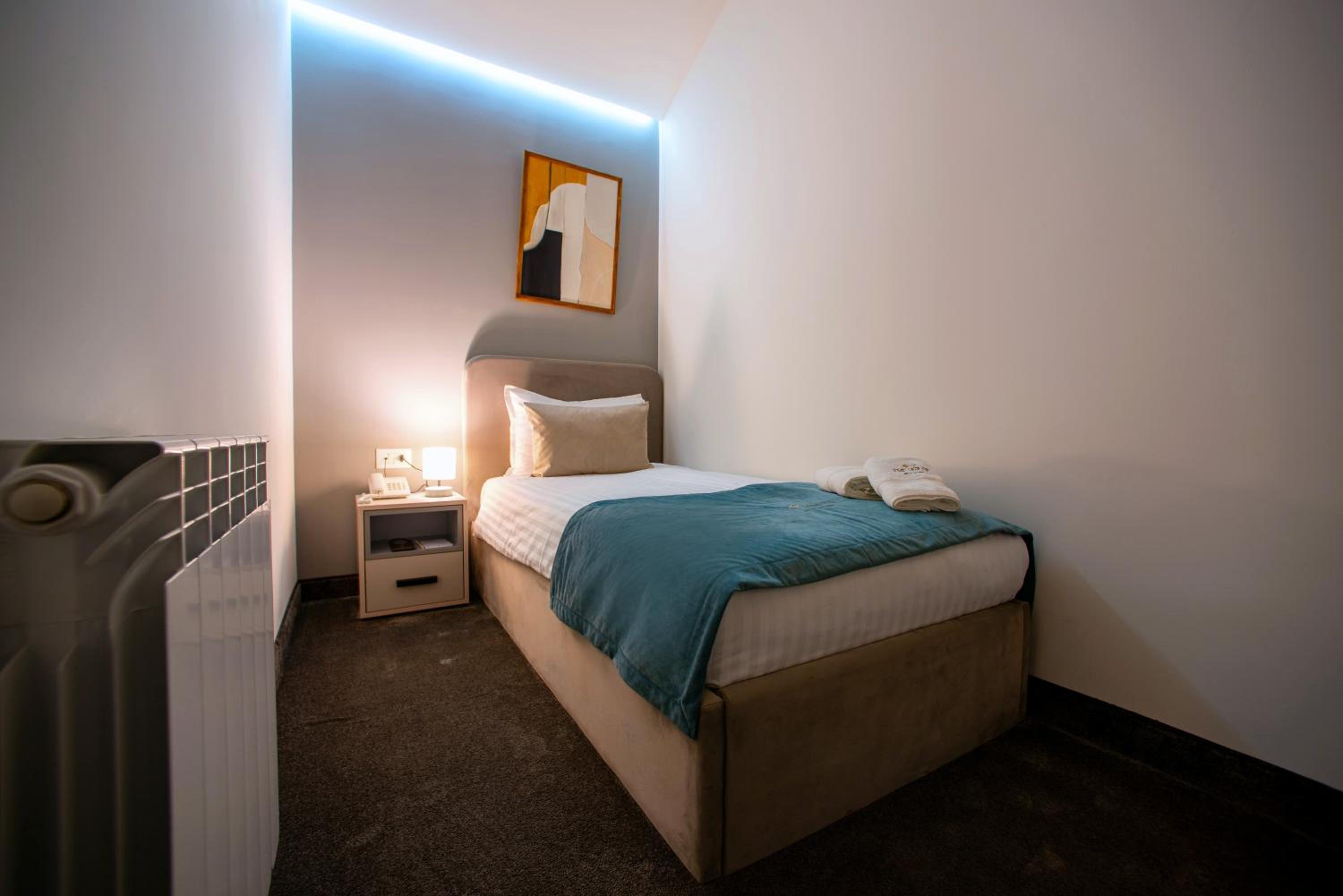 Single Room