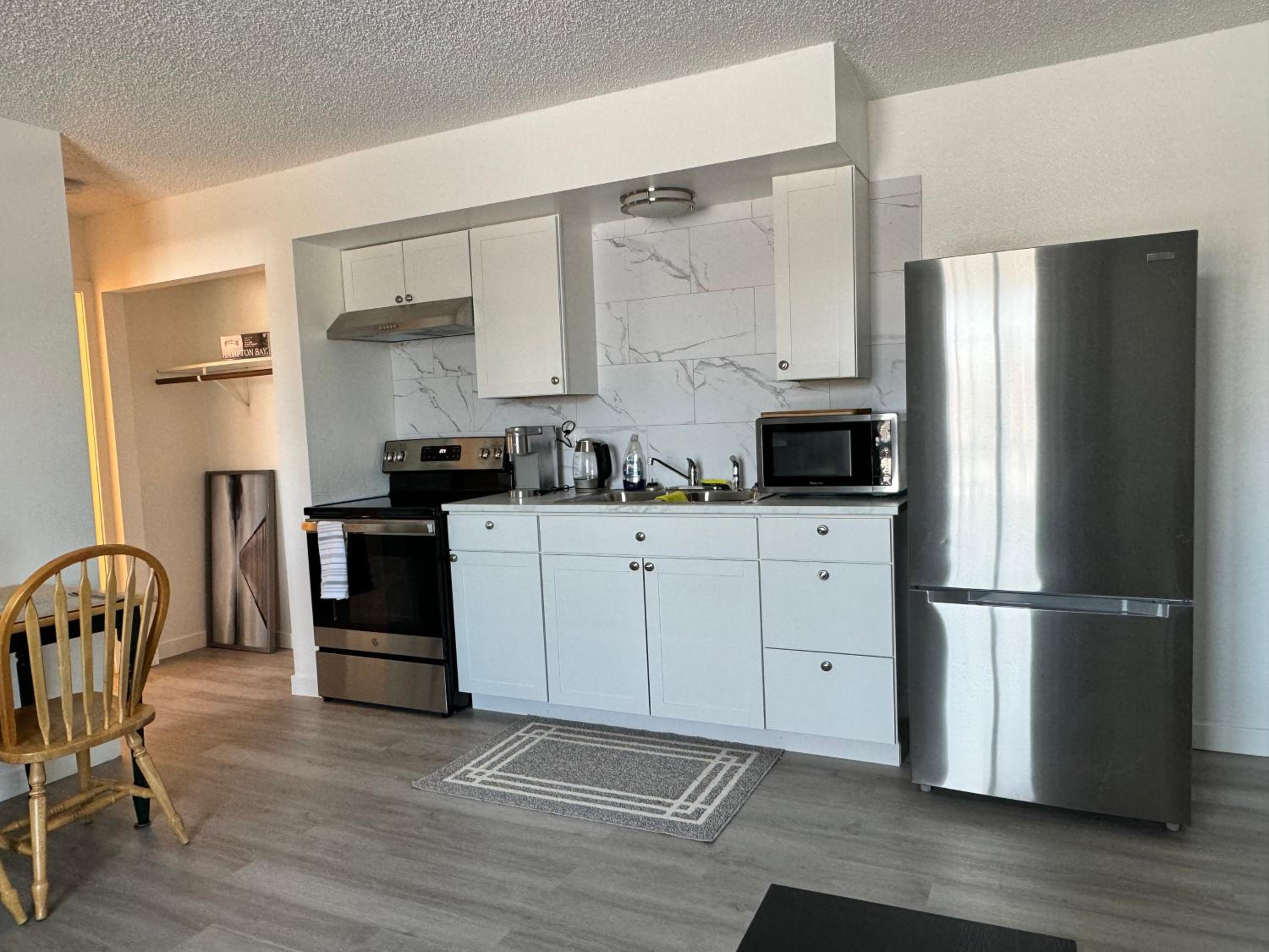 One-Bedroom Apartment photo 2