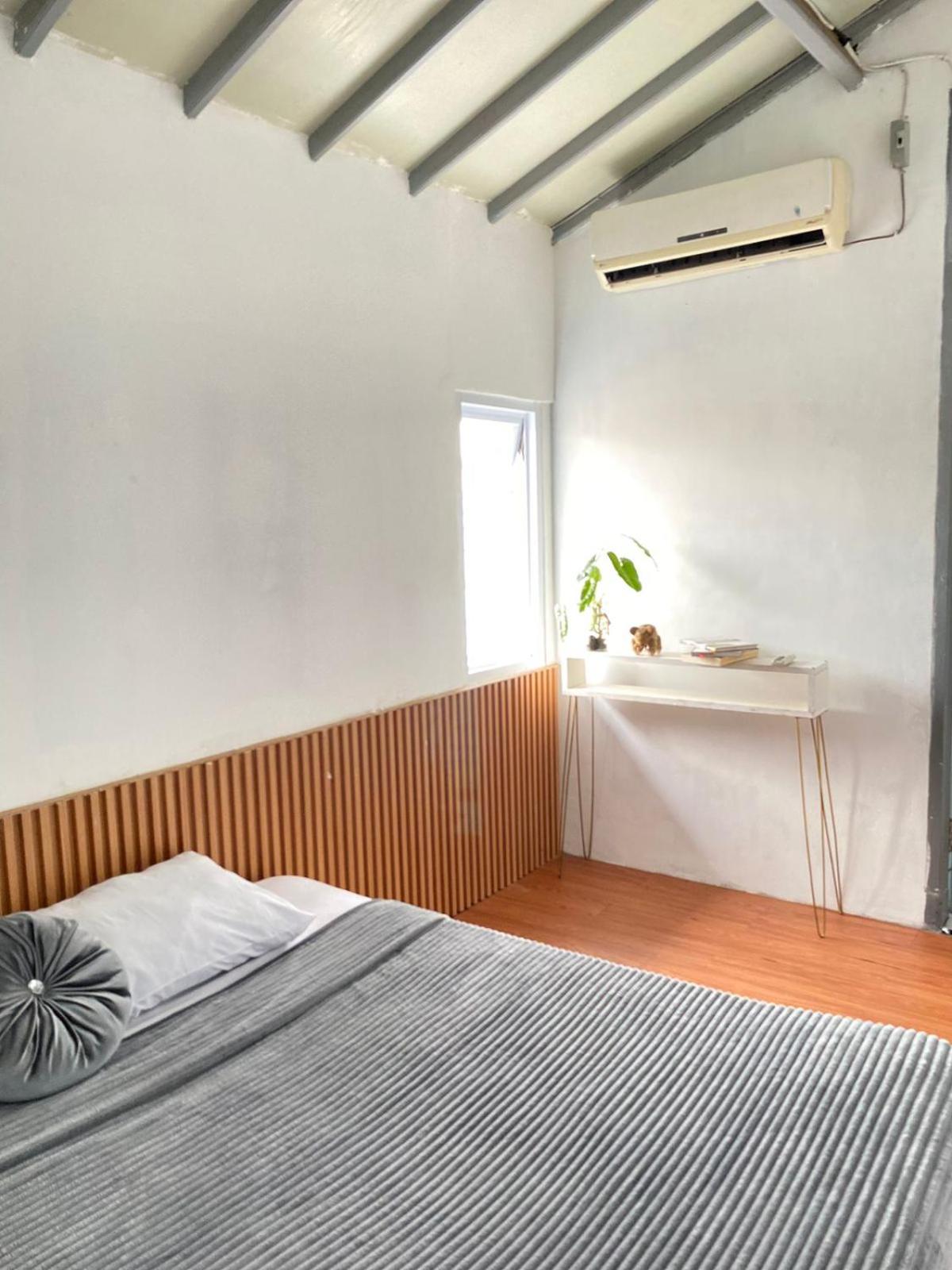 Double Room with Shared Bathroom photo 1