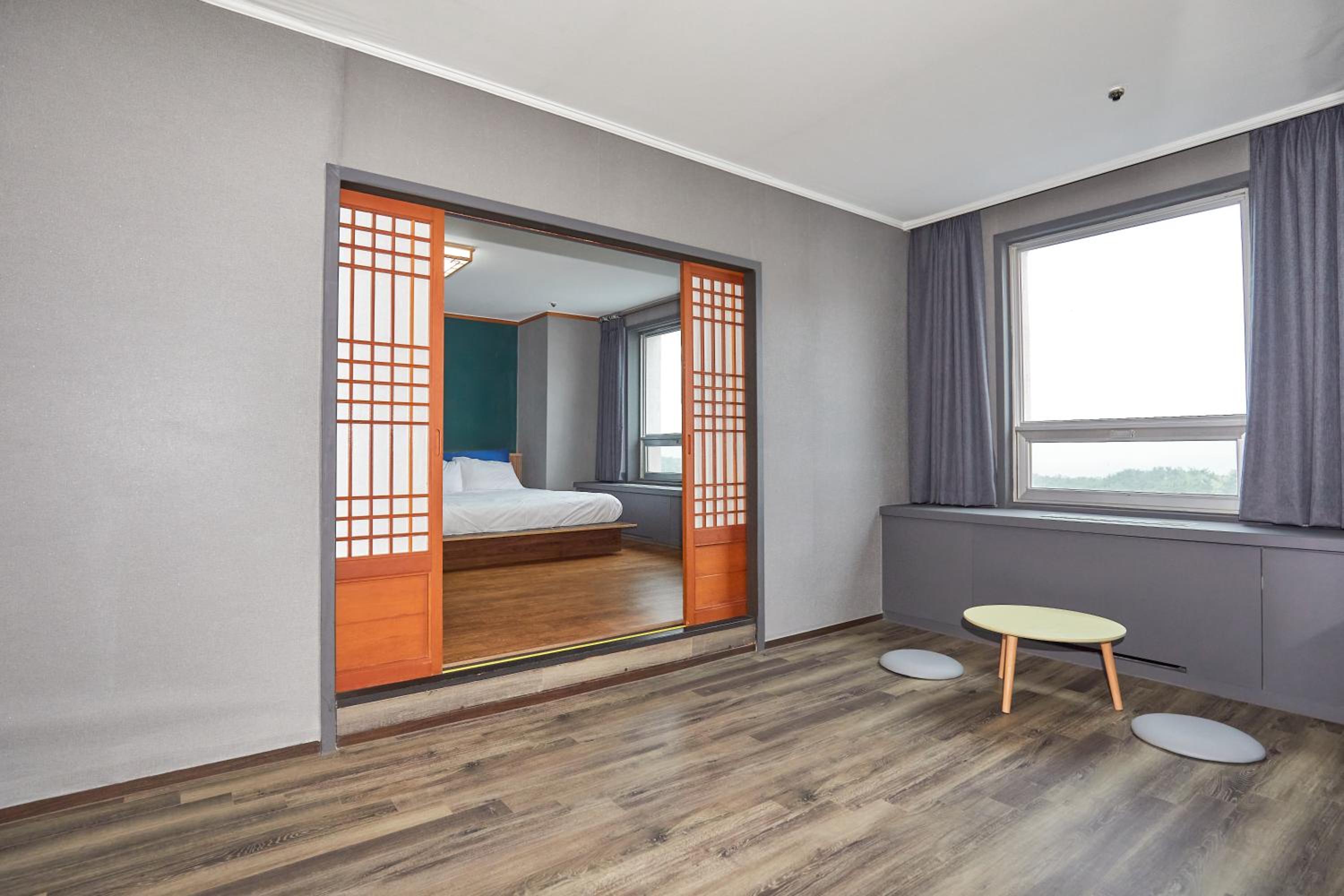 Premier Suite (One Bed)