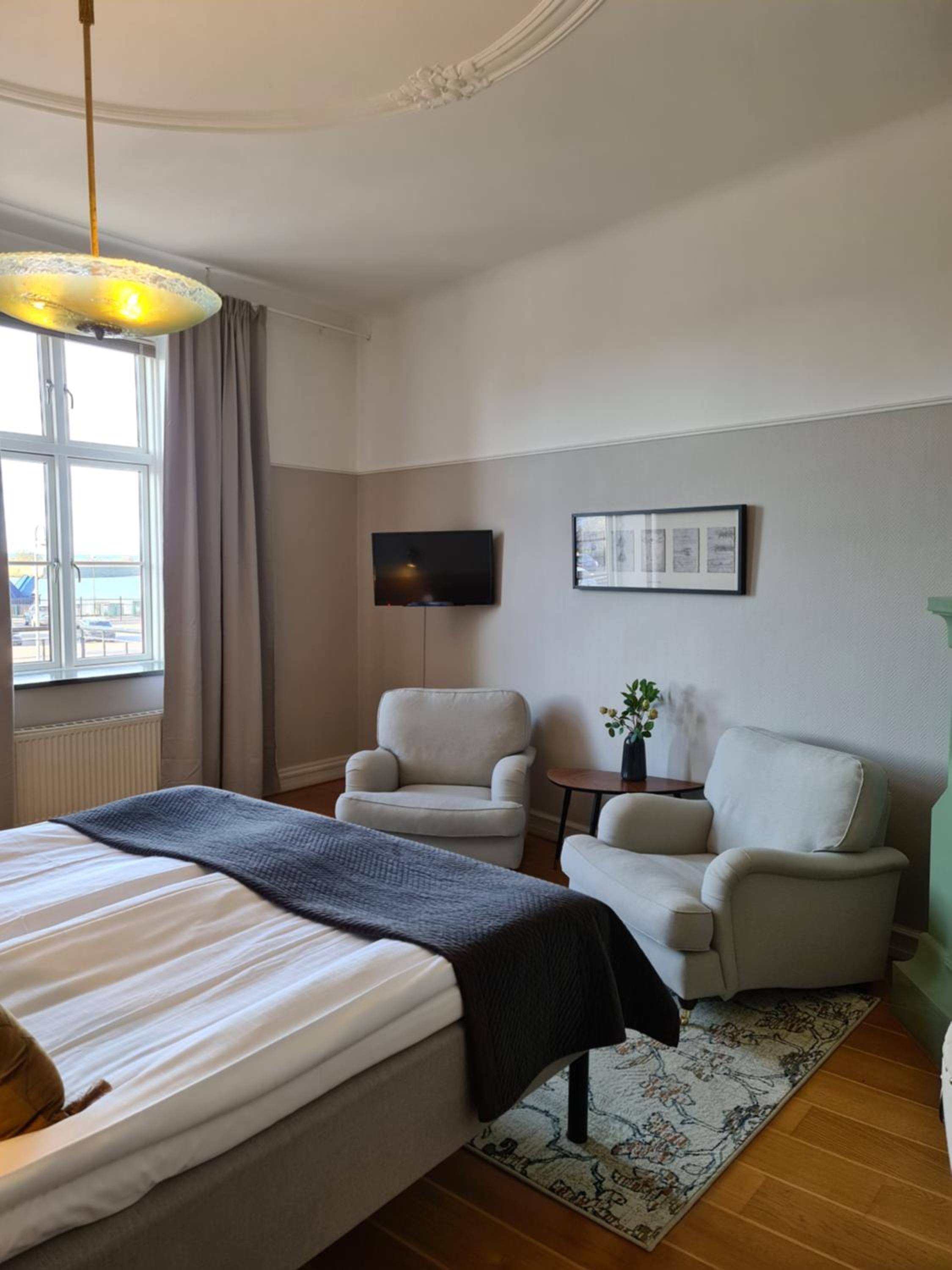 Deluxe Double Room with Balcony and Sea View photo 3