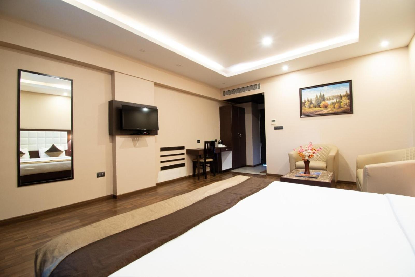 Club Double Room
