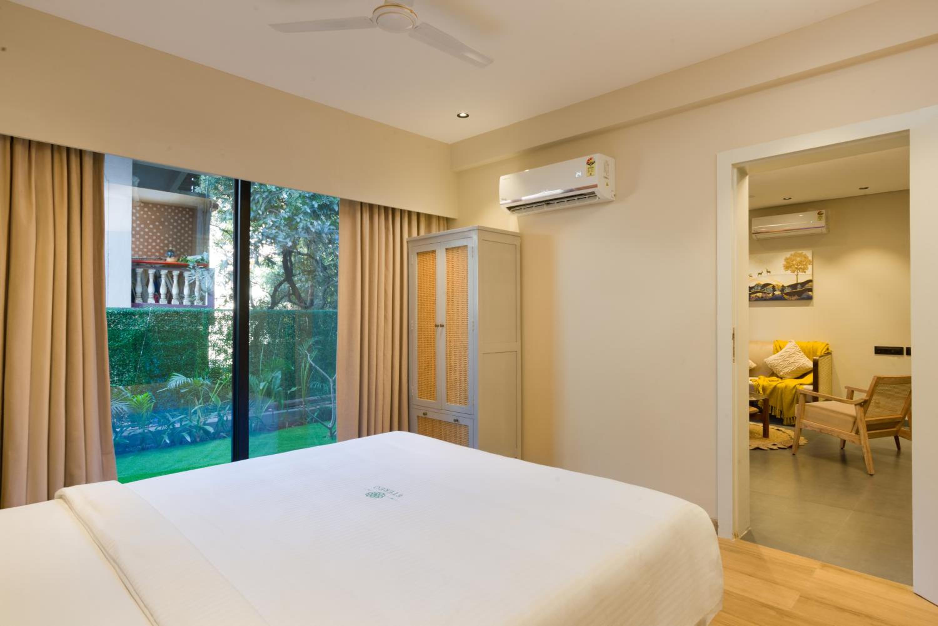 Luxury 1 BHK Apartment With Private Garden photo 1