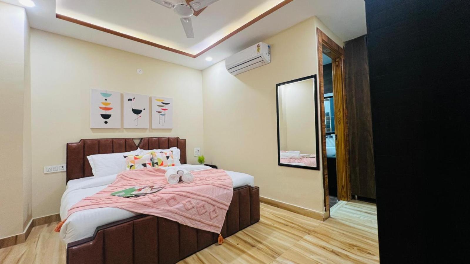 Deluxe Room - Photo 7