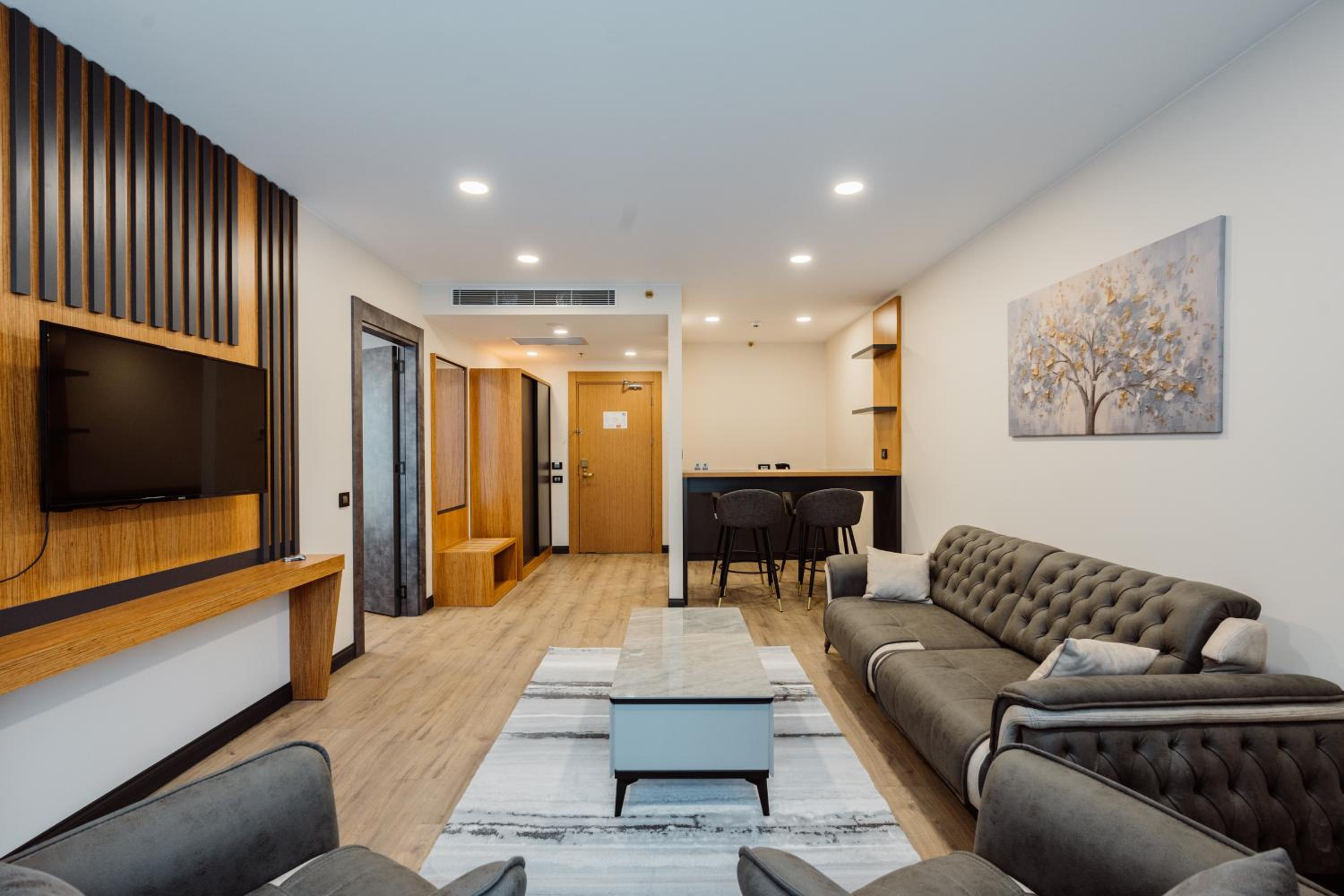 Executive Suite photo 3
