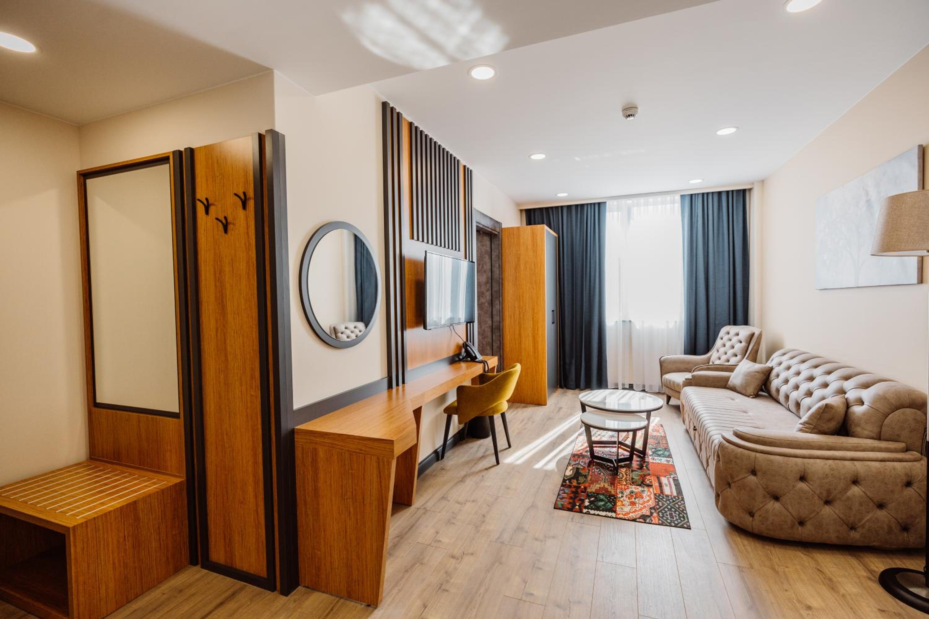 Junior Suite - Photo 1