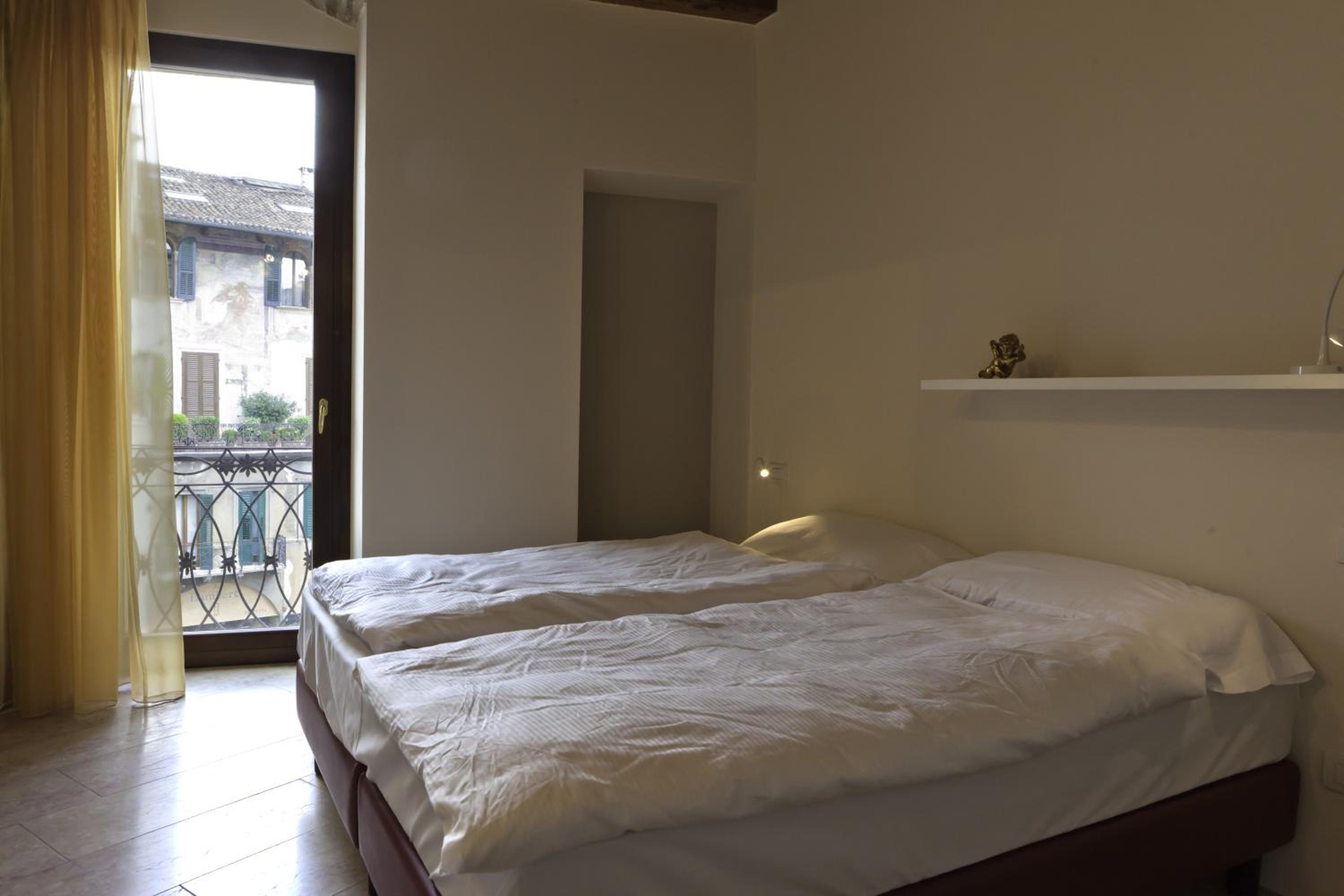 One-Bedroom Apartment with Balcony - Photo 9