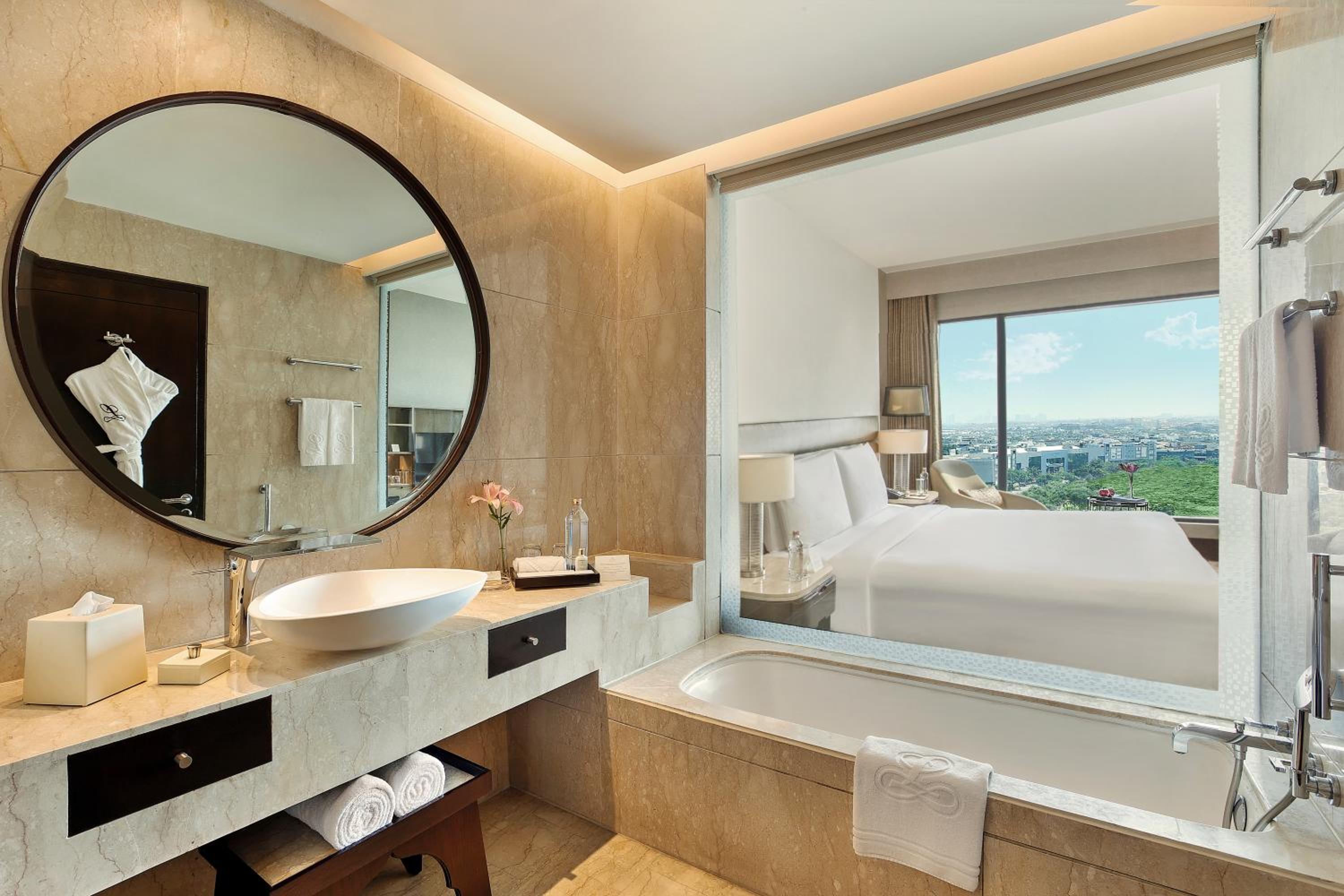 Premier Room with Bathtub - 10% saving on all hotel services