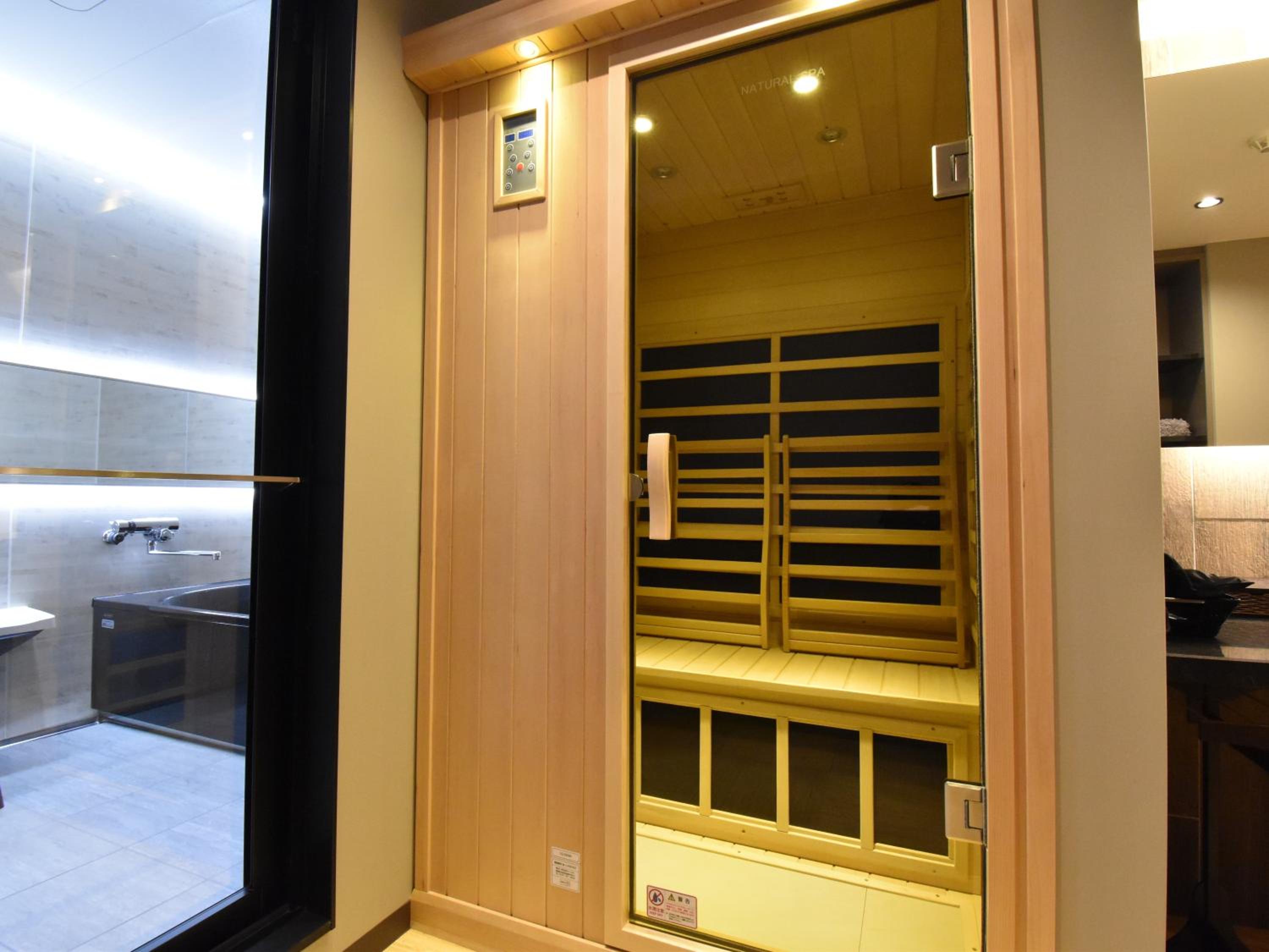 Family Room with Sauna photo 2