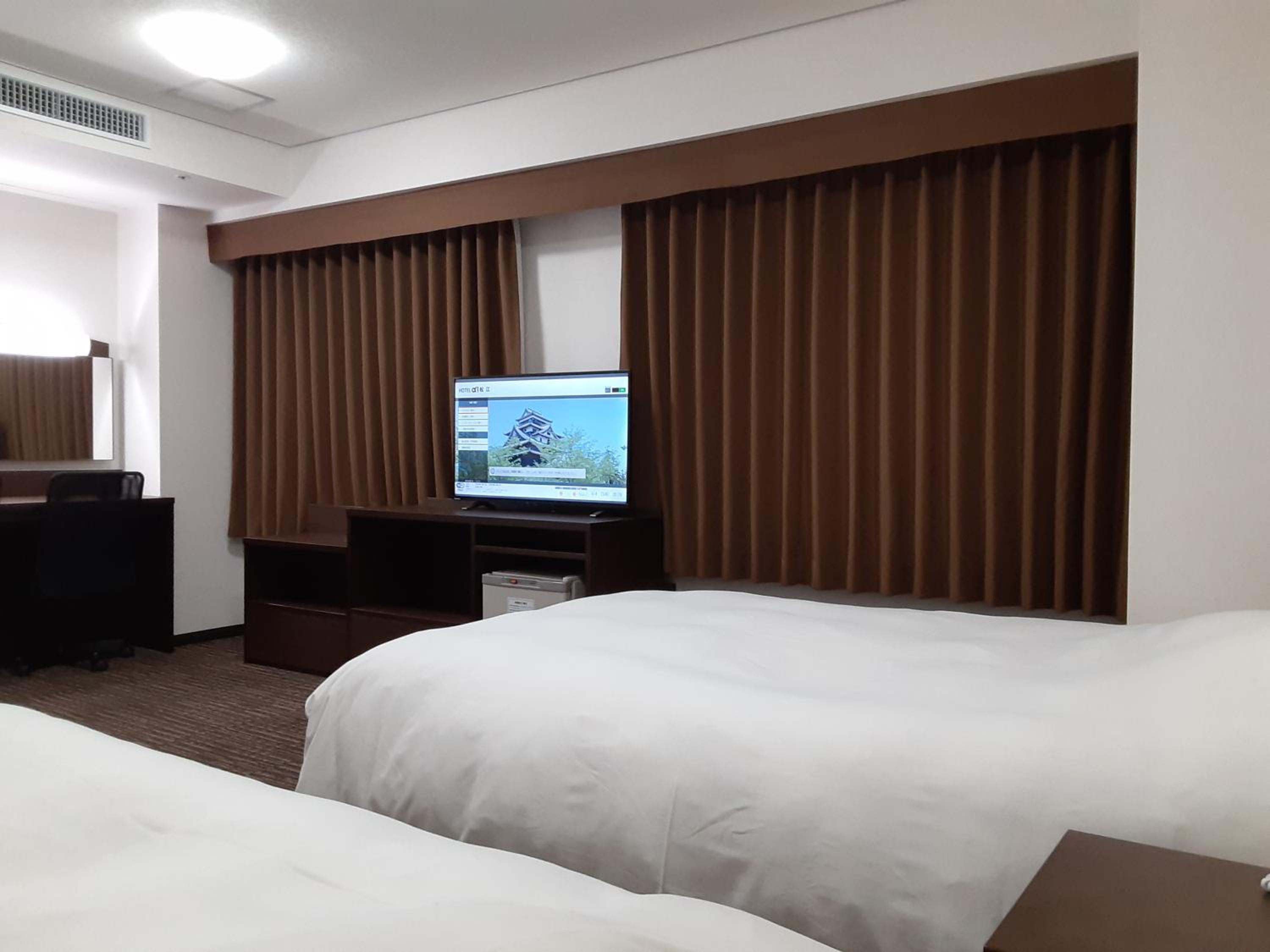 Twin Room - Non-Smoking