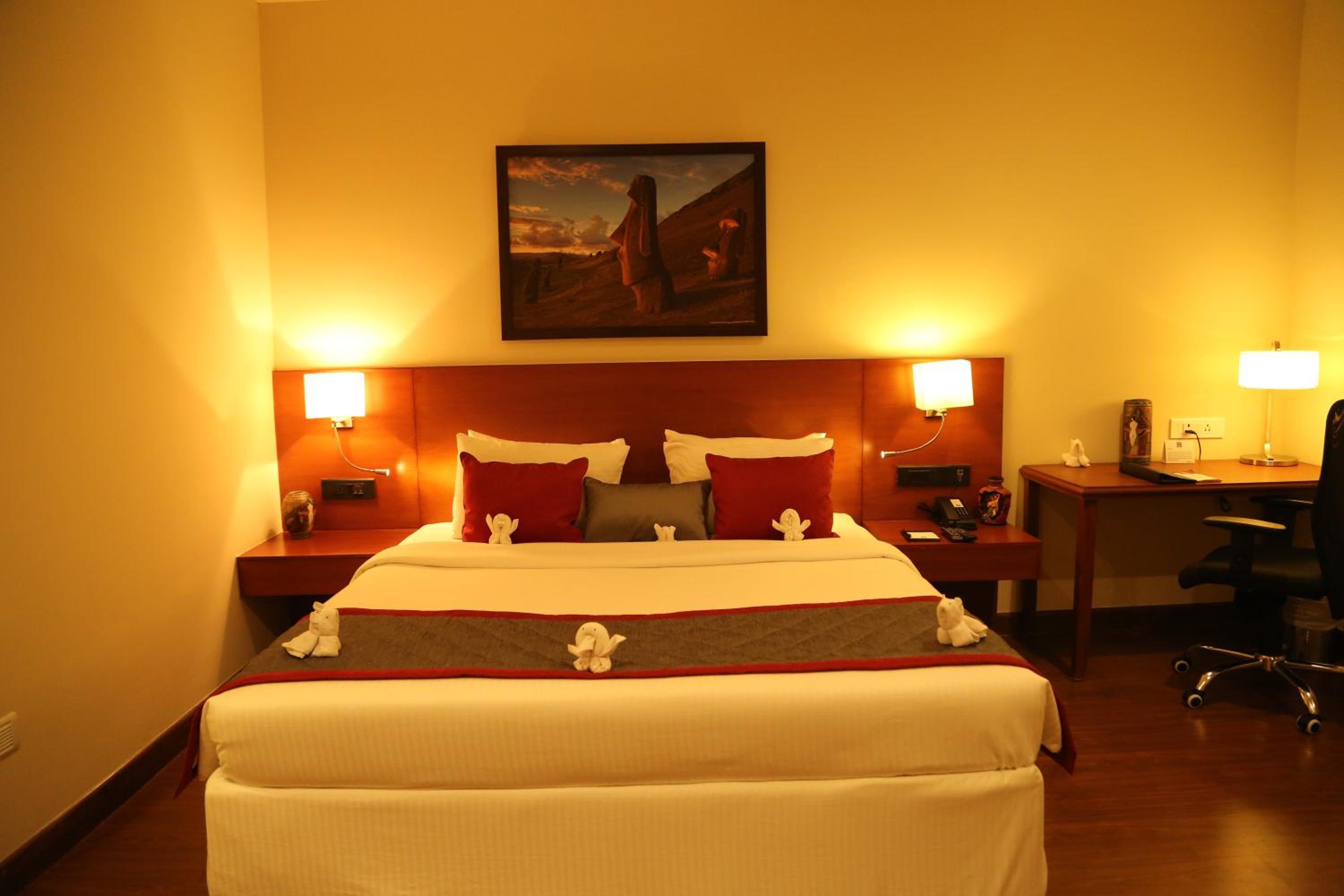 Suite Room - Photo 6