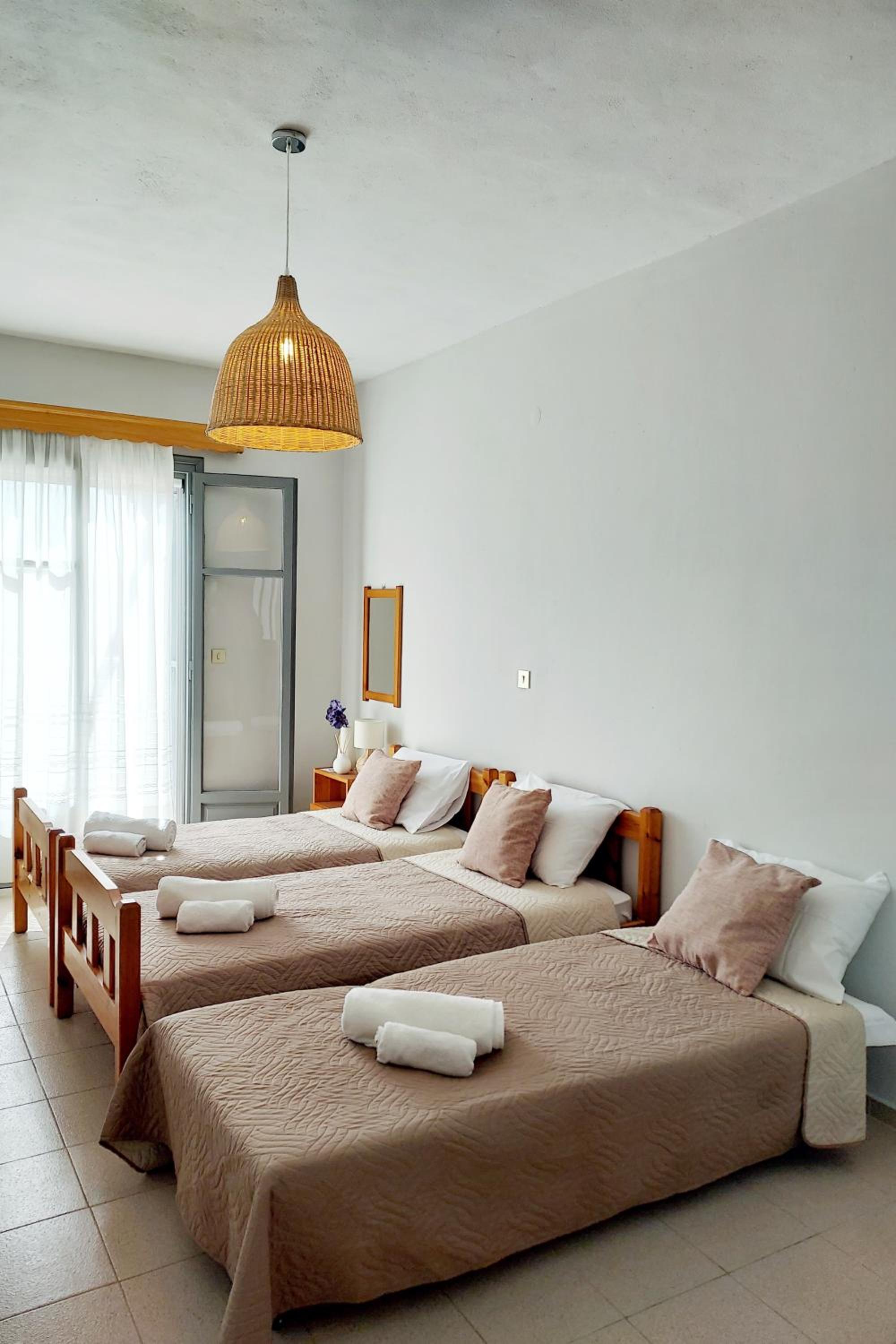 Triple Room photo 2