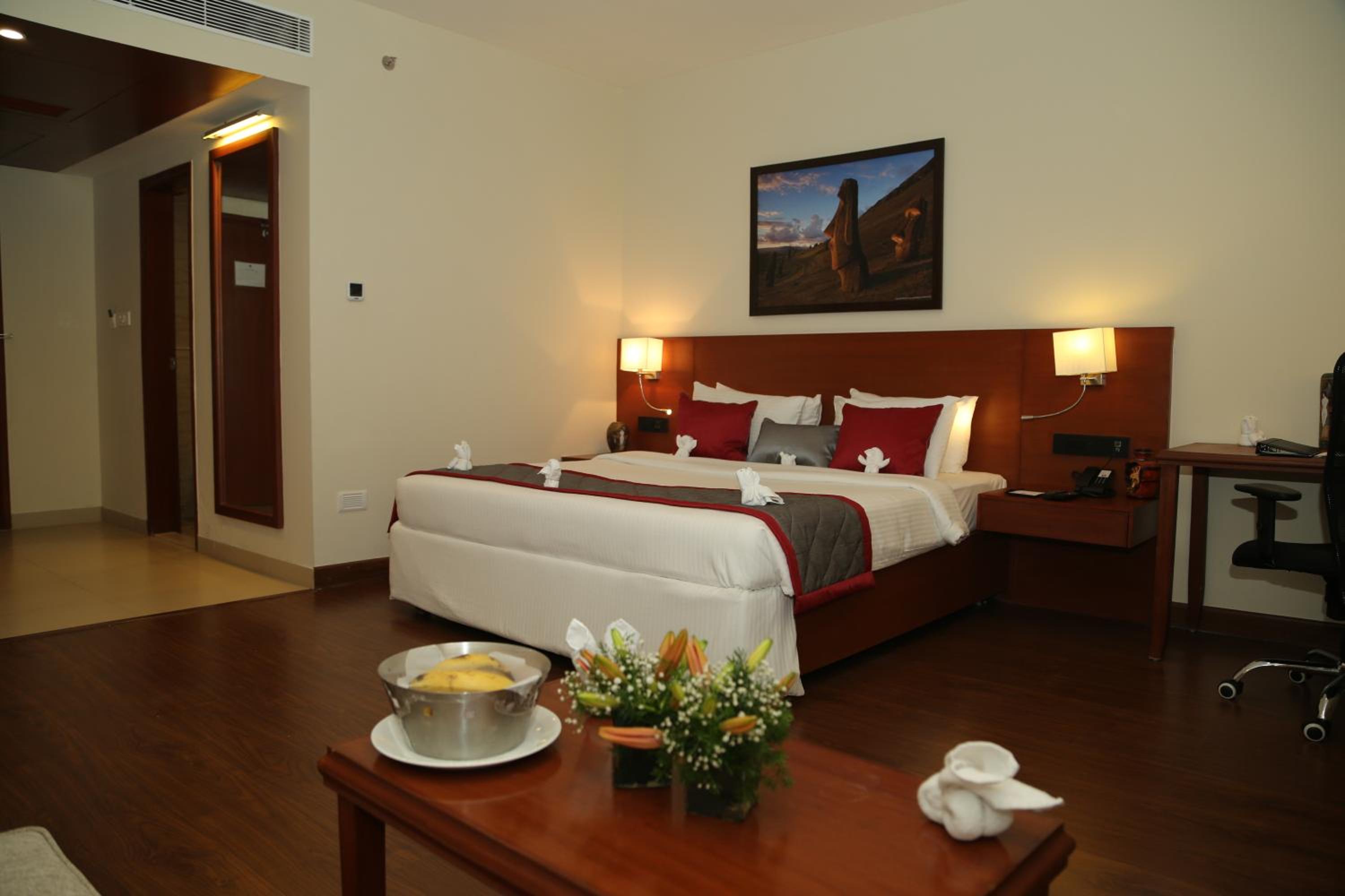 Deluxe Room - Photo 15