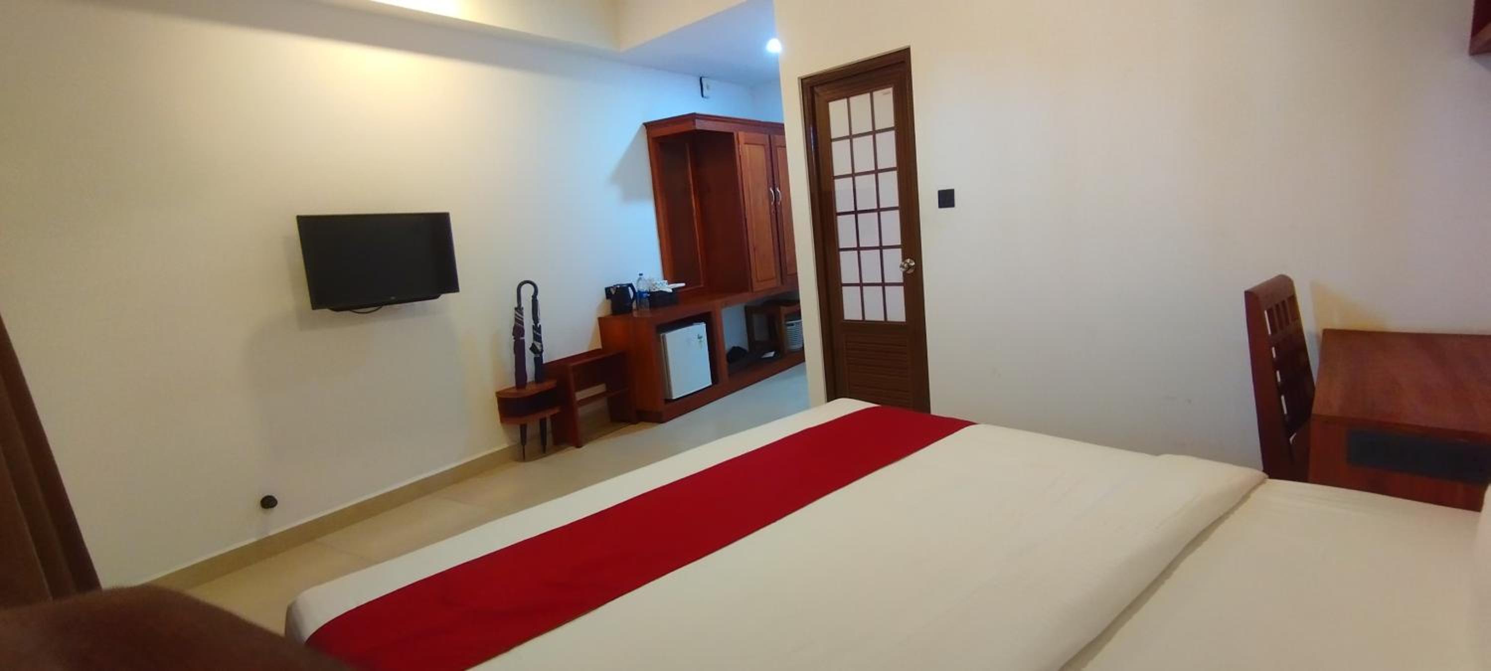 Double Room With Pool View photo 1