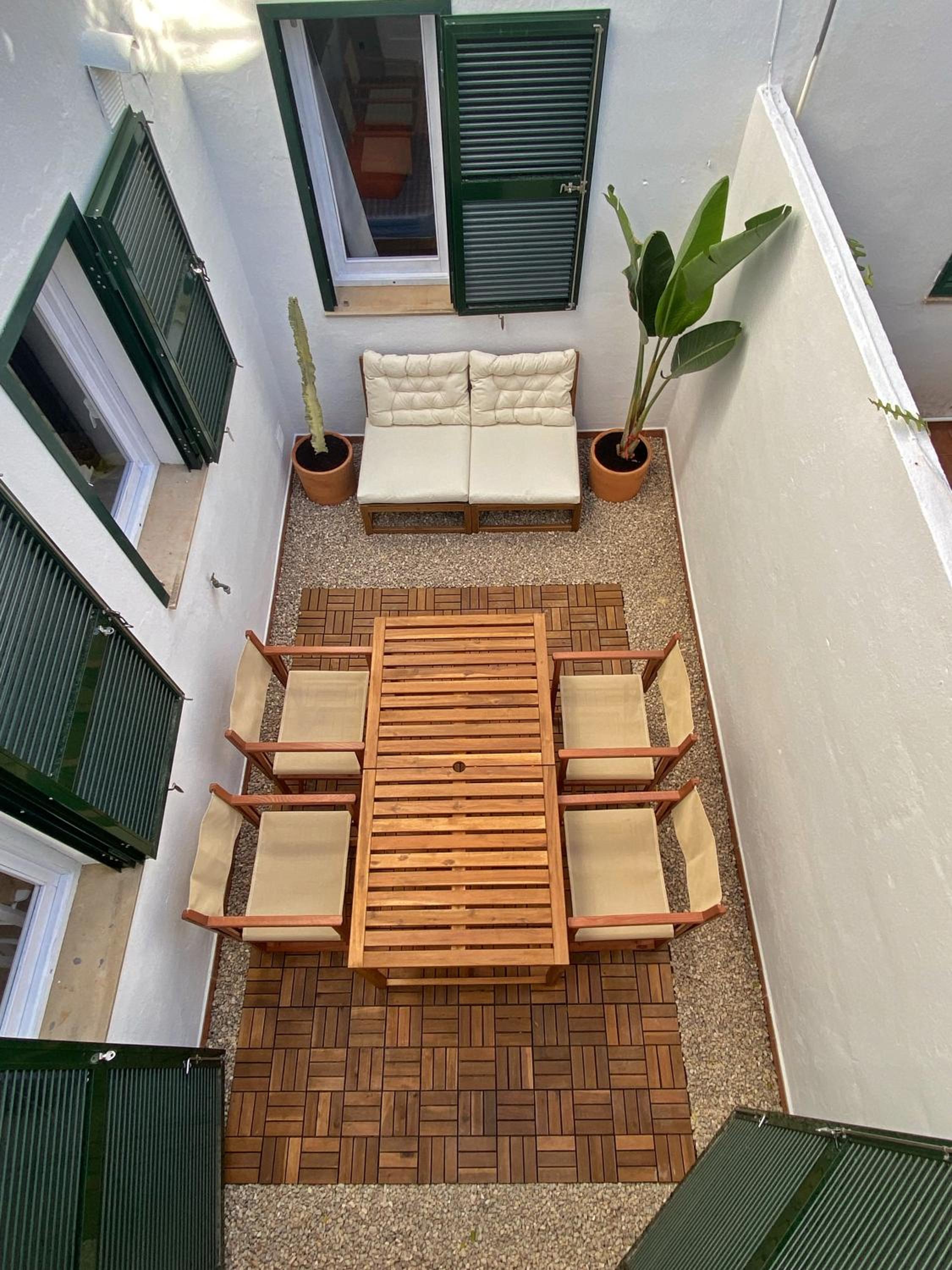 Three-Bedroom House photo 3