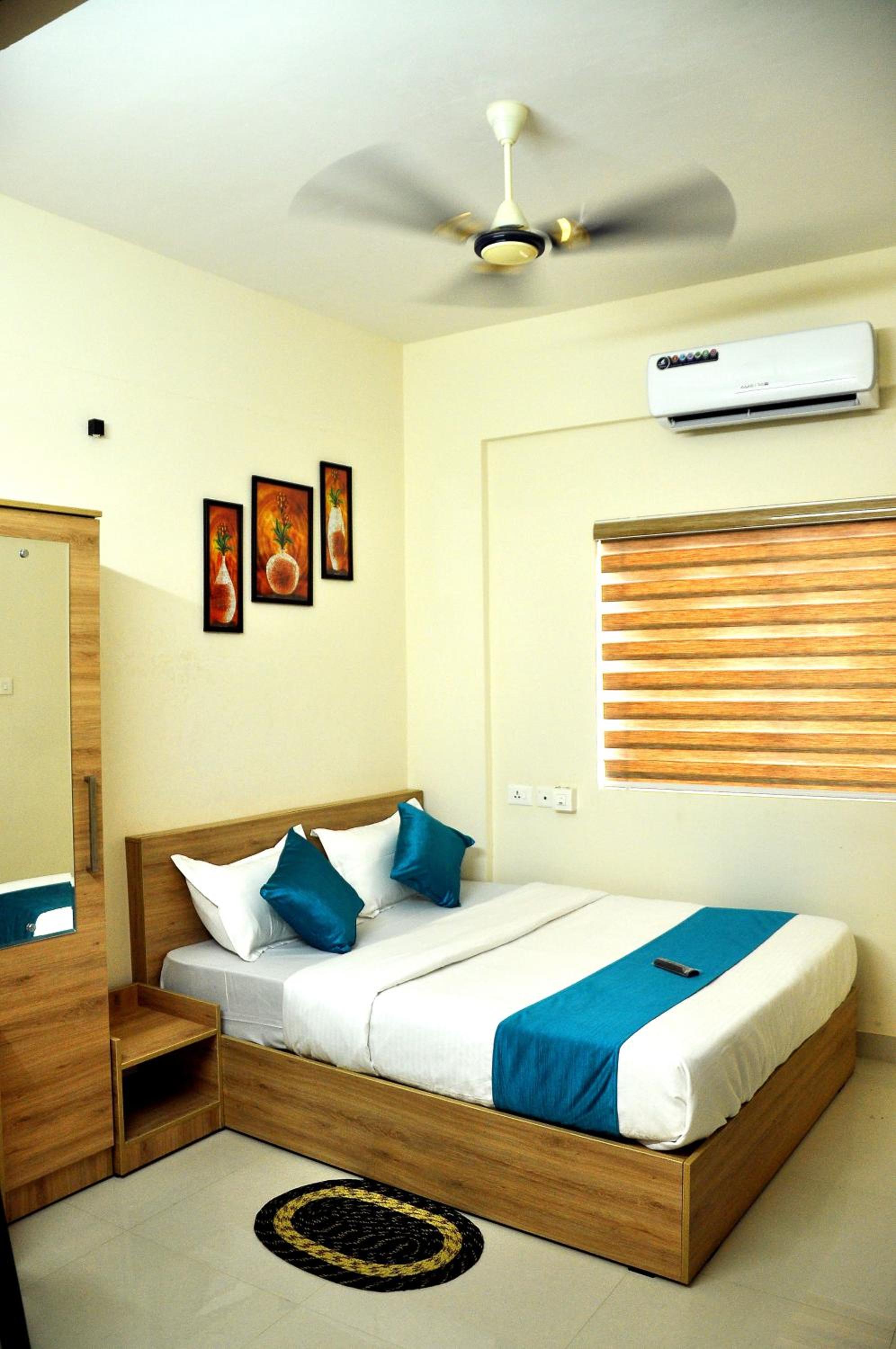 Budget Double Room photo 2