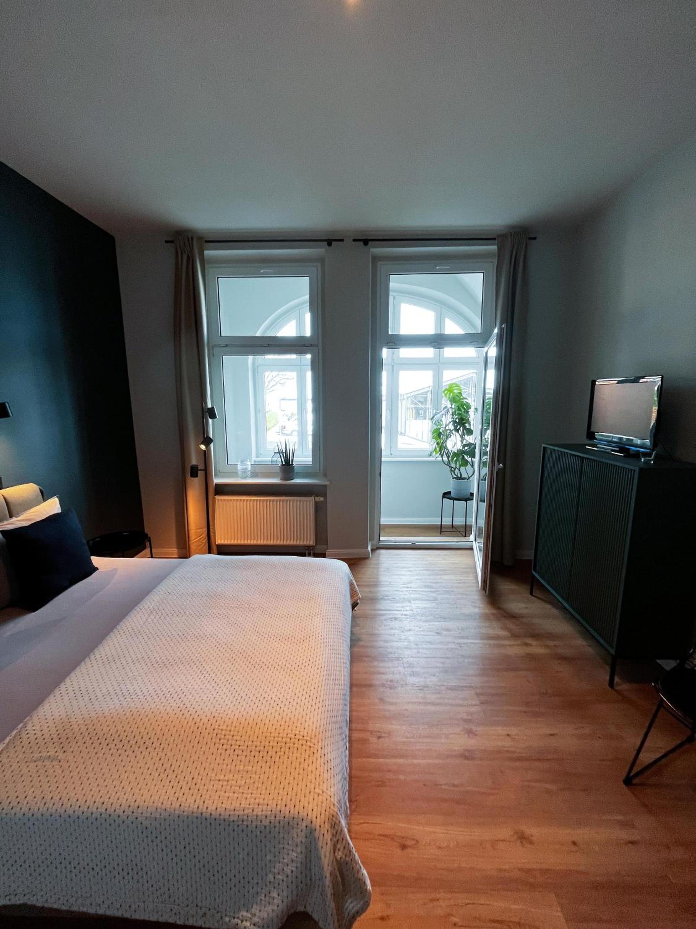 Apartment with Sea View thumbnail 5