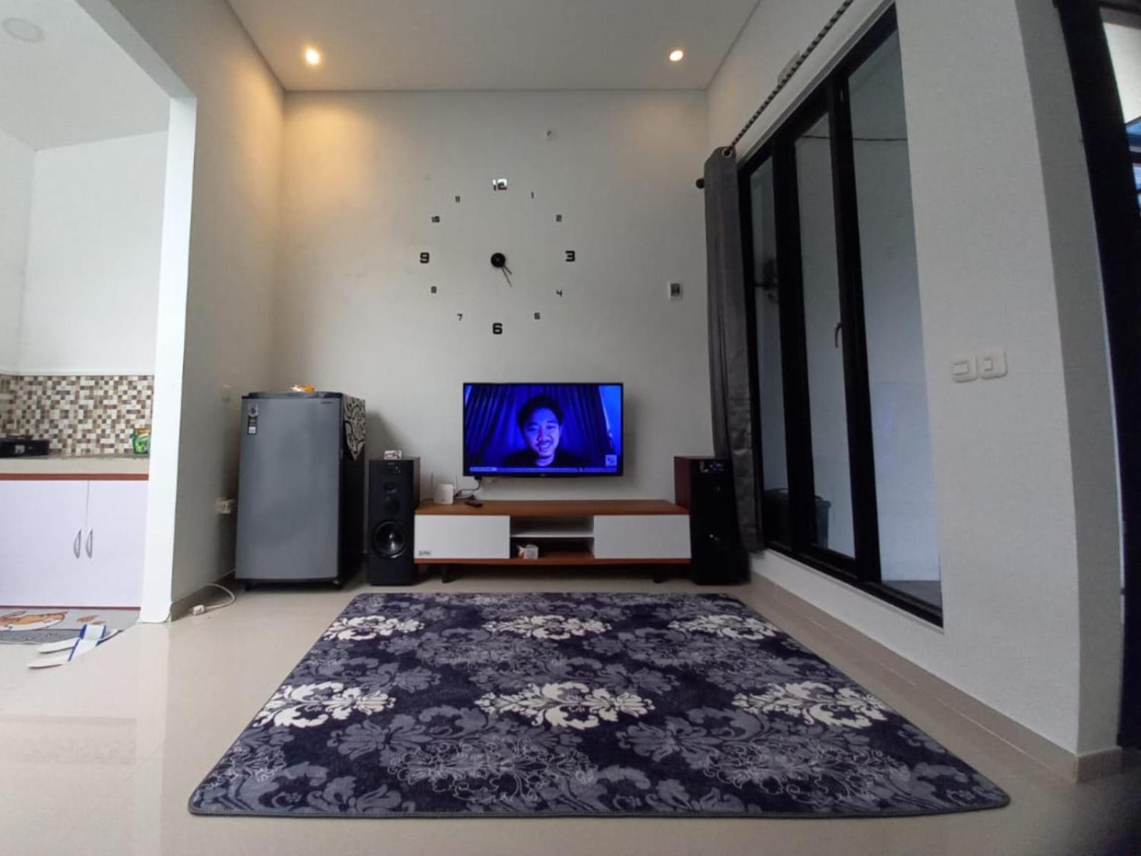 Three-Bedroom Villa photo 1
