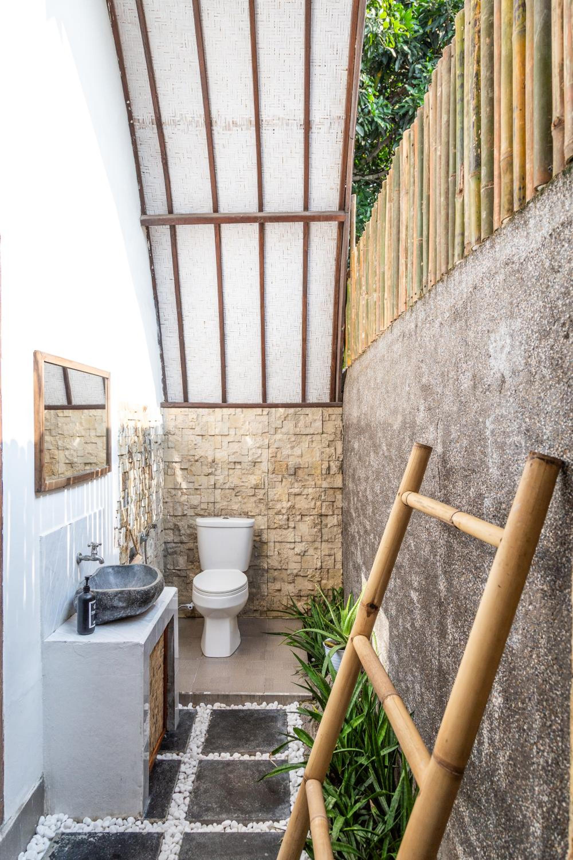 Triple Room with Garden View photo 2