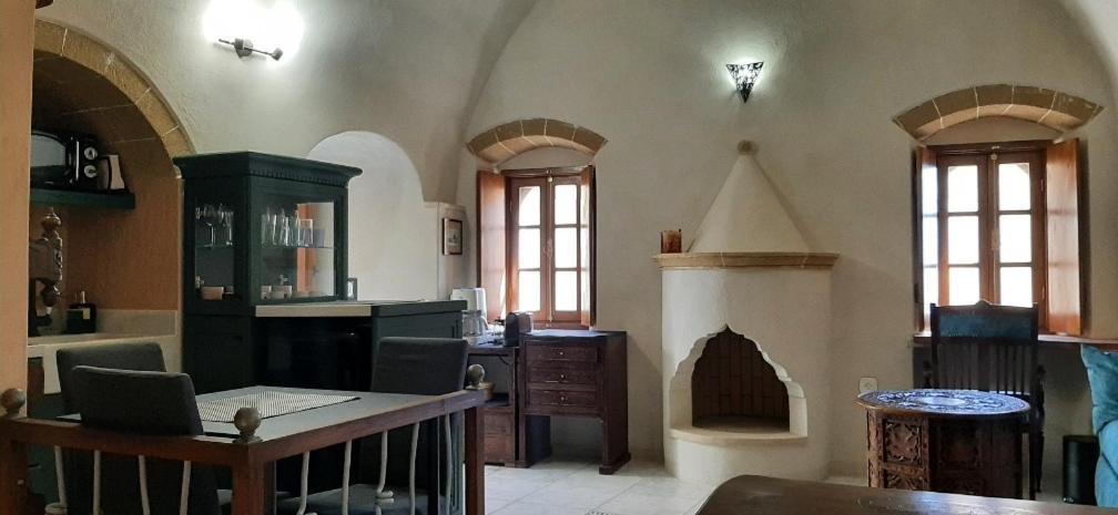 One-Bedroom House photo 1