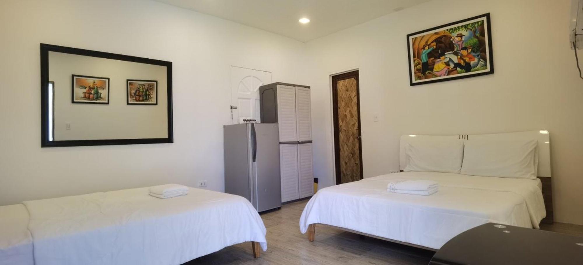 Quadruple Room - Photo 2
