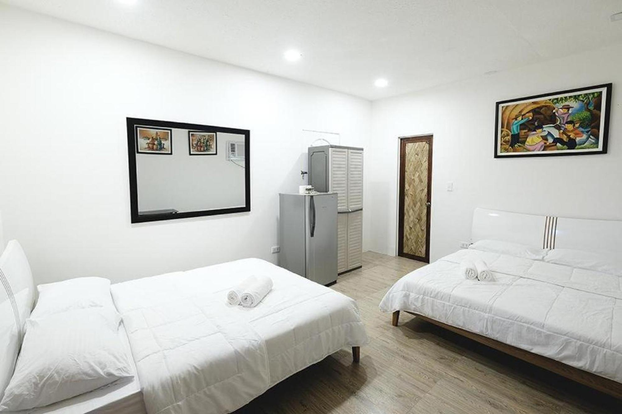 Quadruple Room - Photo 1