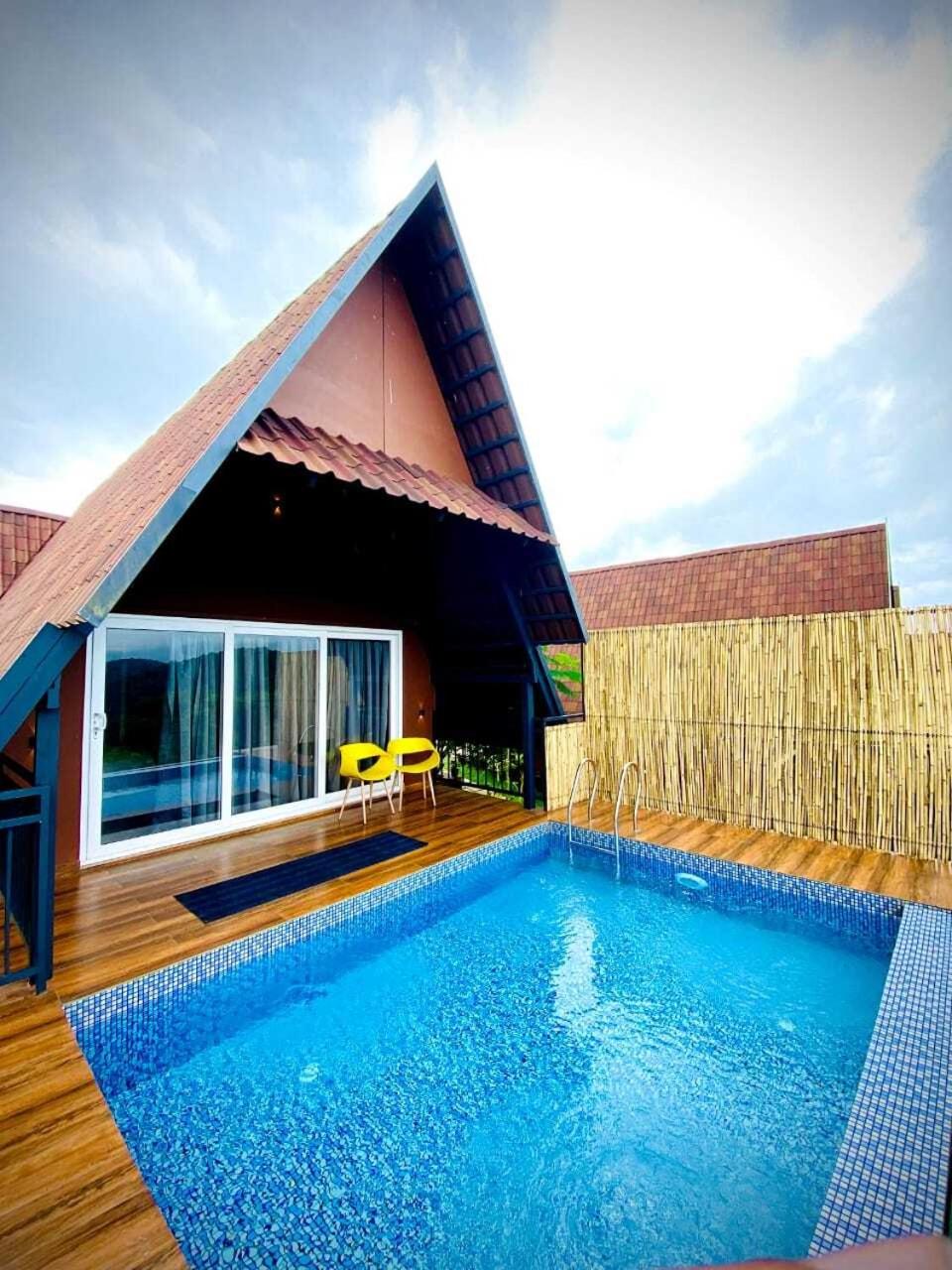 Villa With Private Pool photo 3