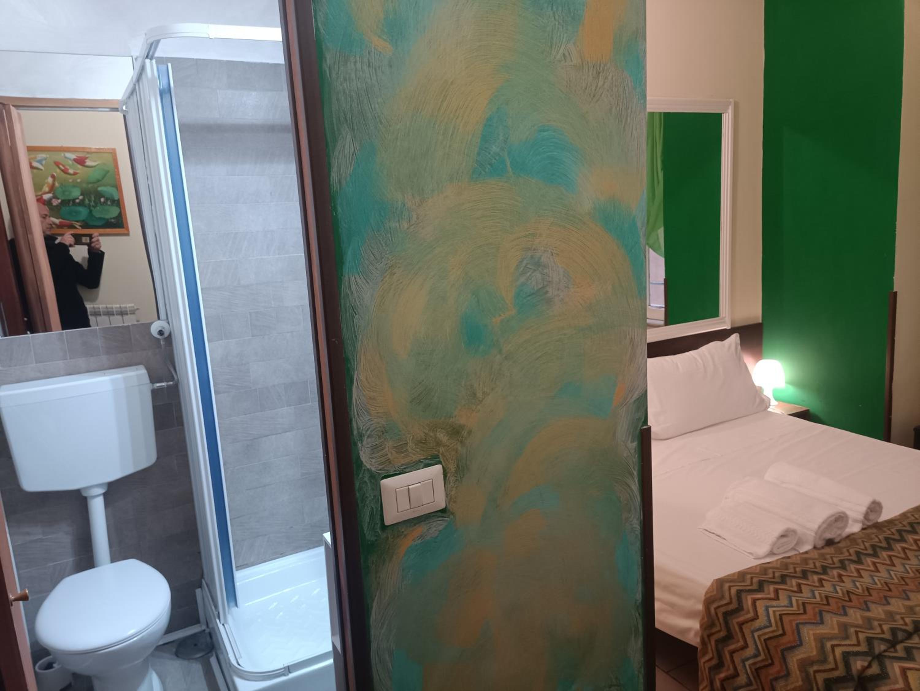 Budget Double Room photo 2