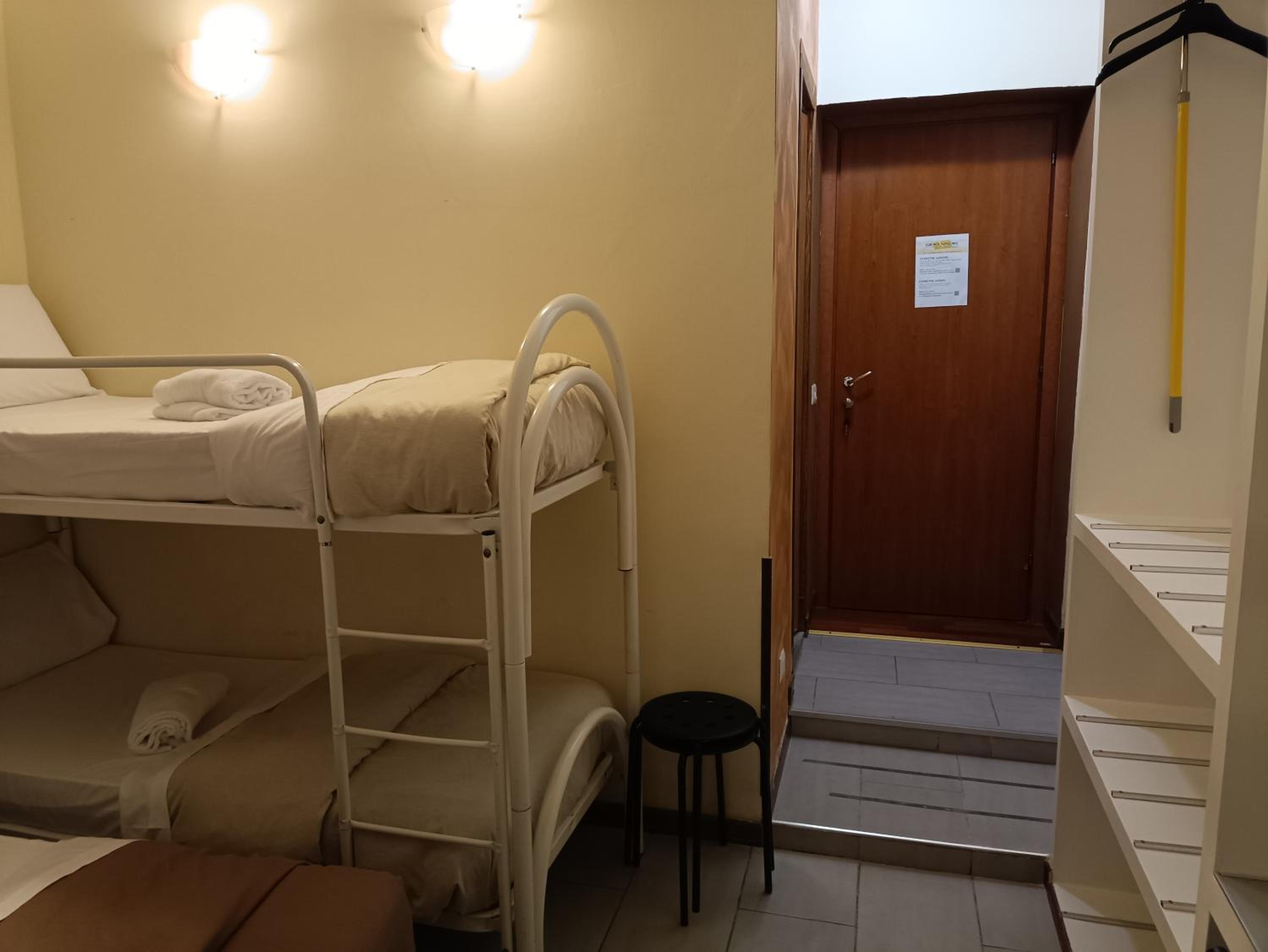 Budget Quadruple Room with Bunk Beds photo 3
