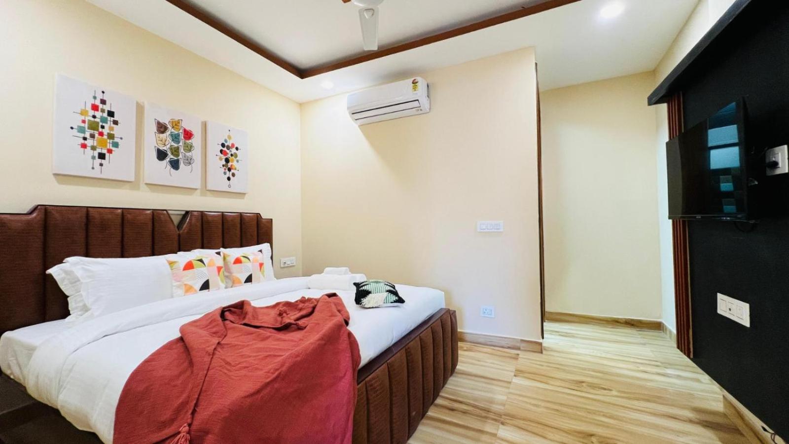 Superior One-Bedroom Apartment photo 3
