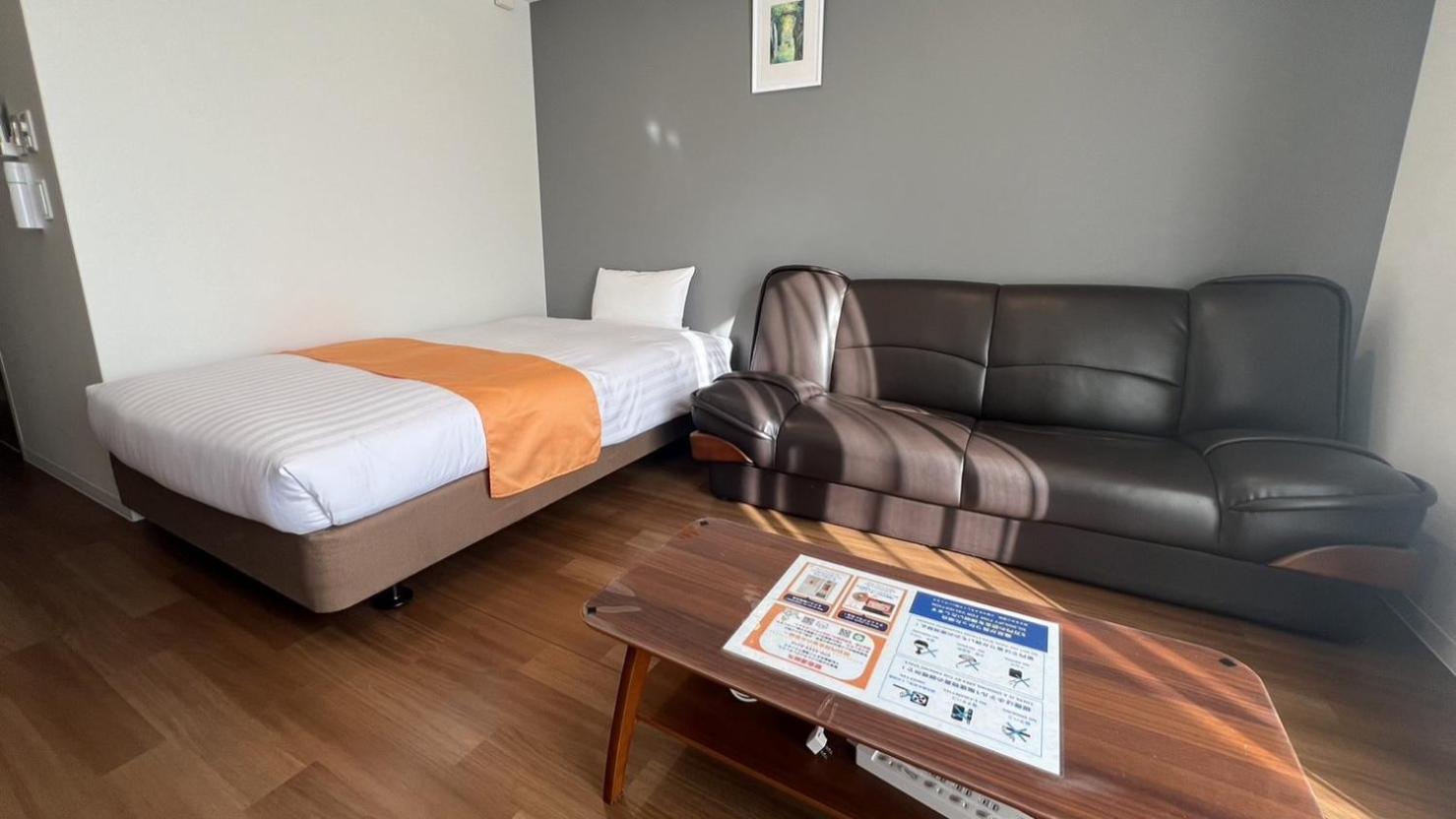 Single Room - Photo 1