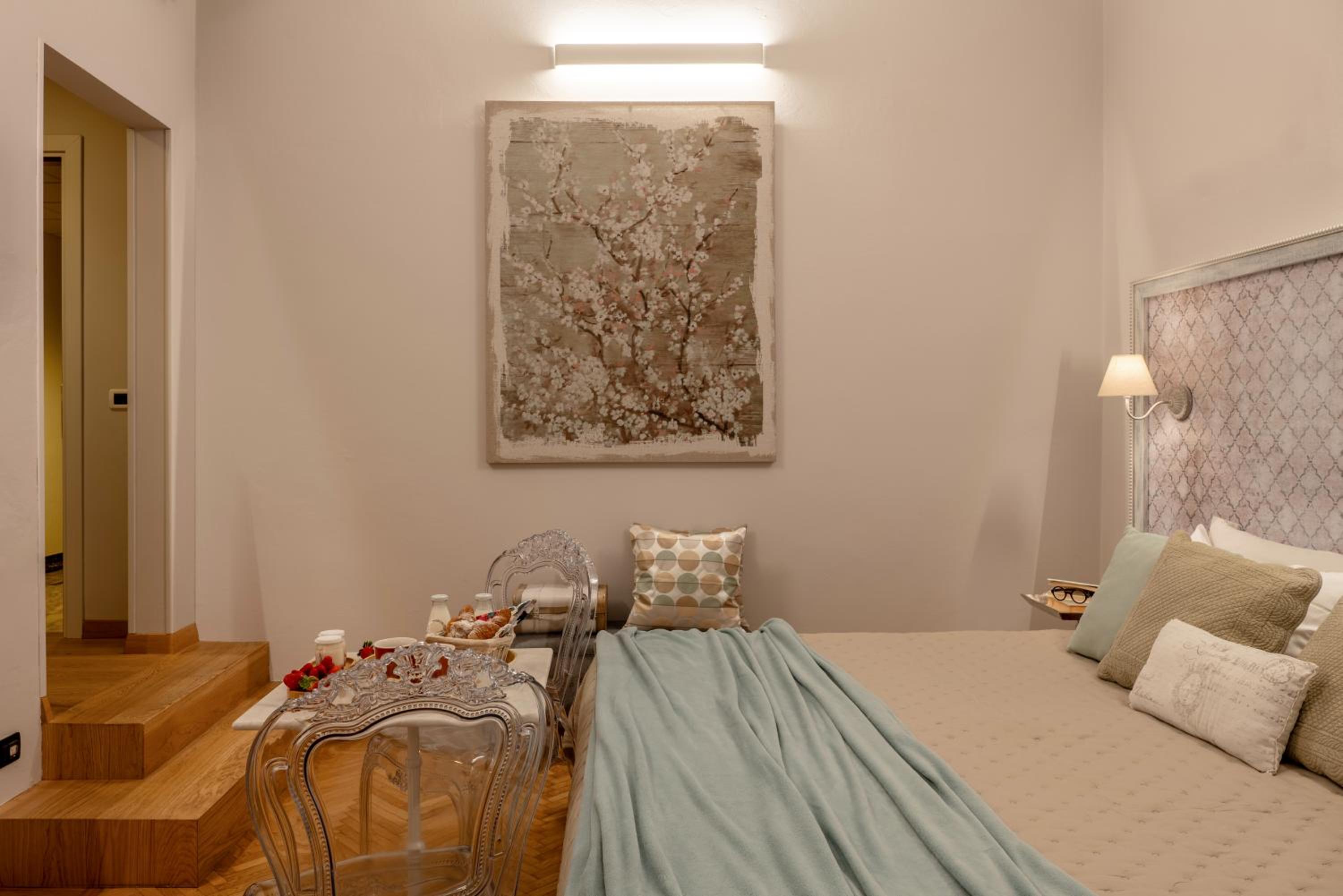 Large Double or Twin Room - Photo 5