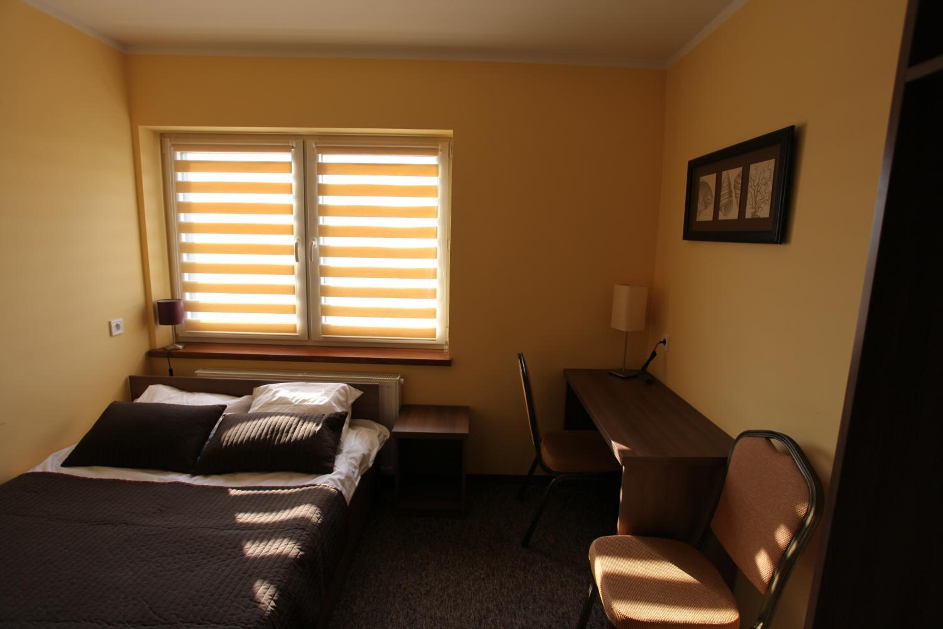 Double Room - Photo 2