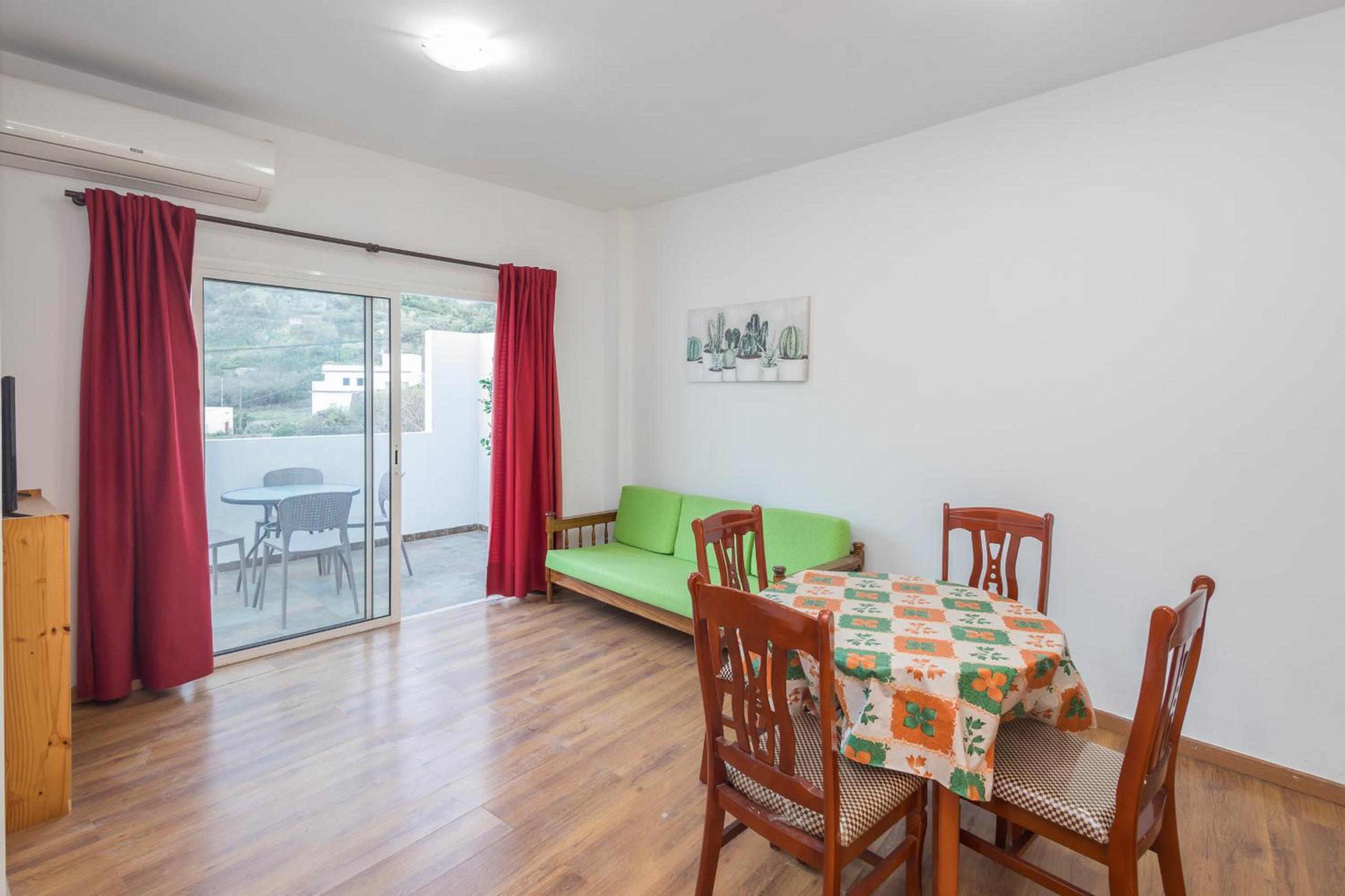Apartamento con Terraza