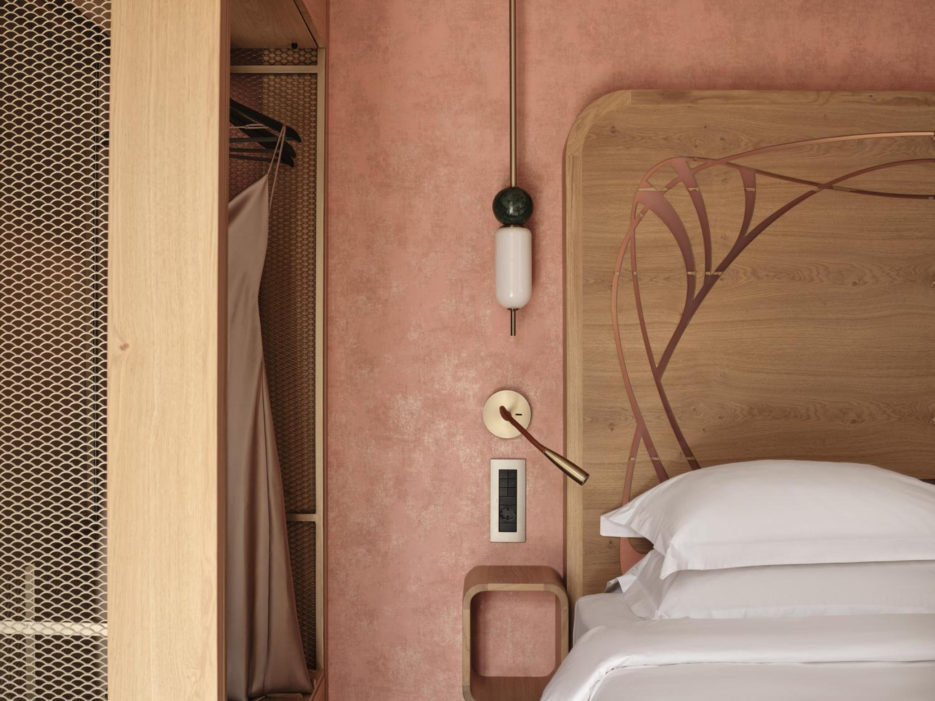 Classic Double Room - Photo 10